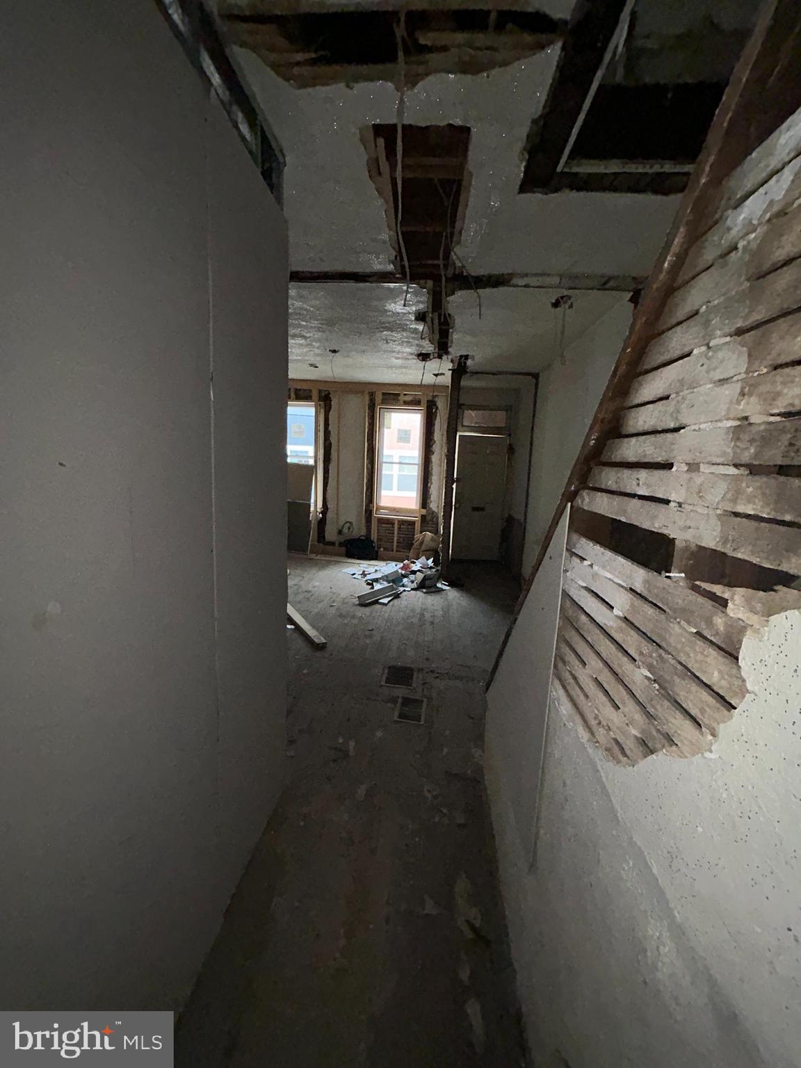 POINT BREEZE - Residential