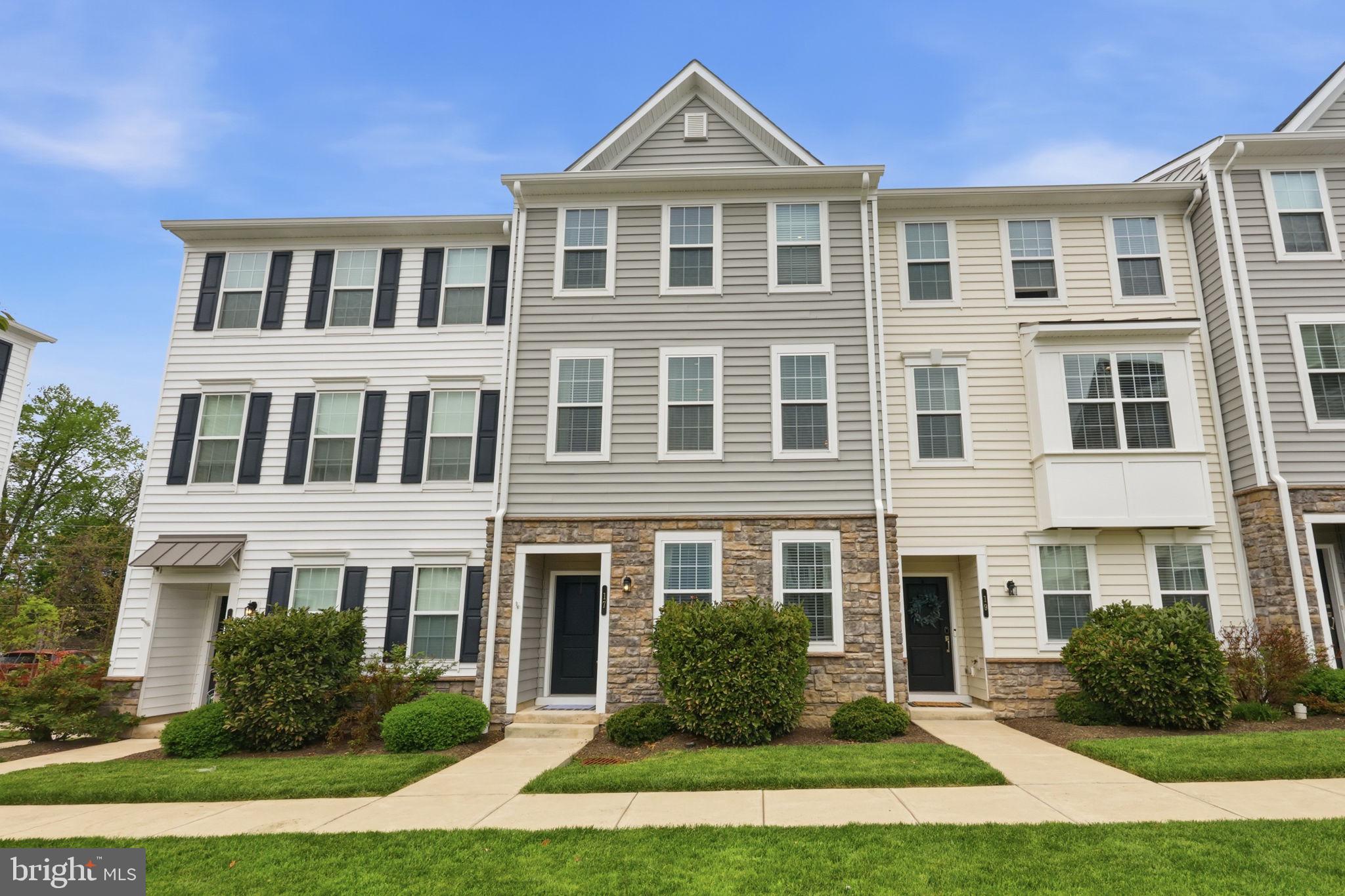 HATBORO STATION - Residential