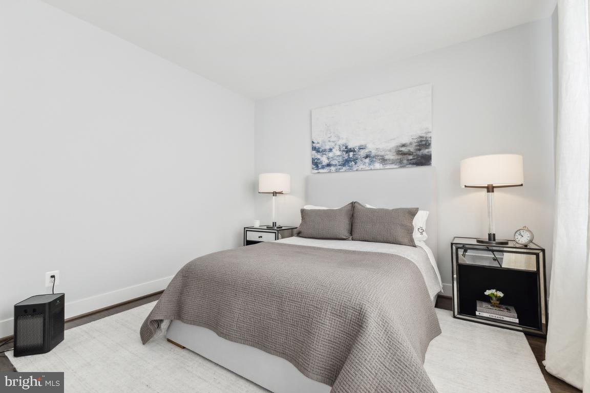 TOWER OAKS - Residential