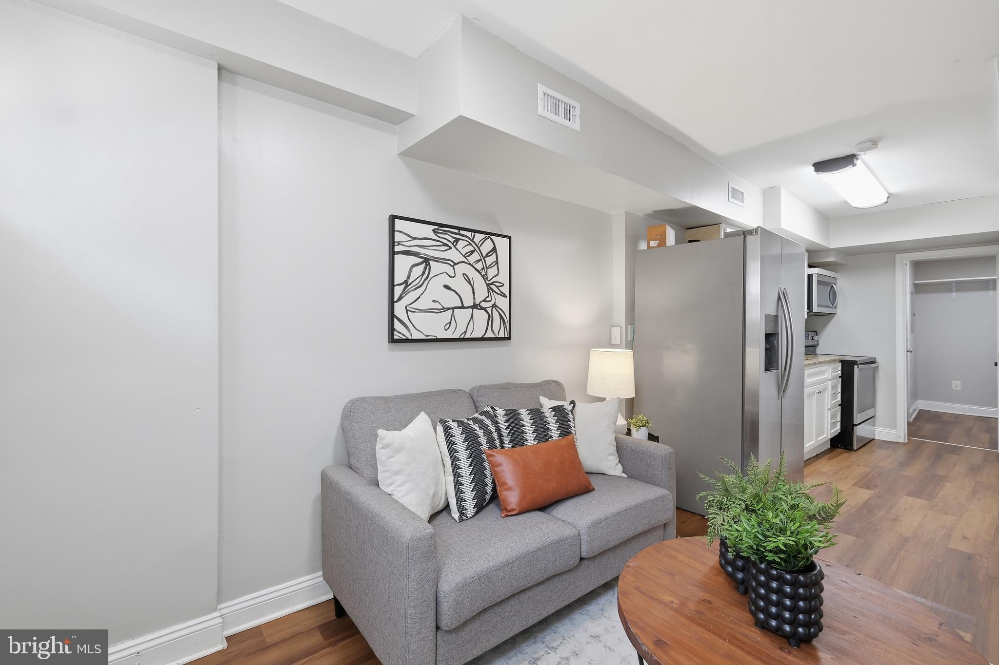 UPPER FELLS POINT - Residential