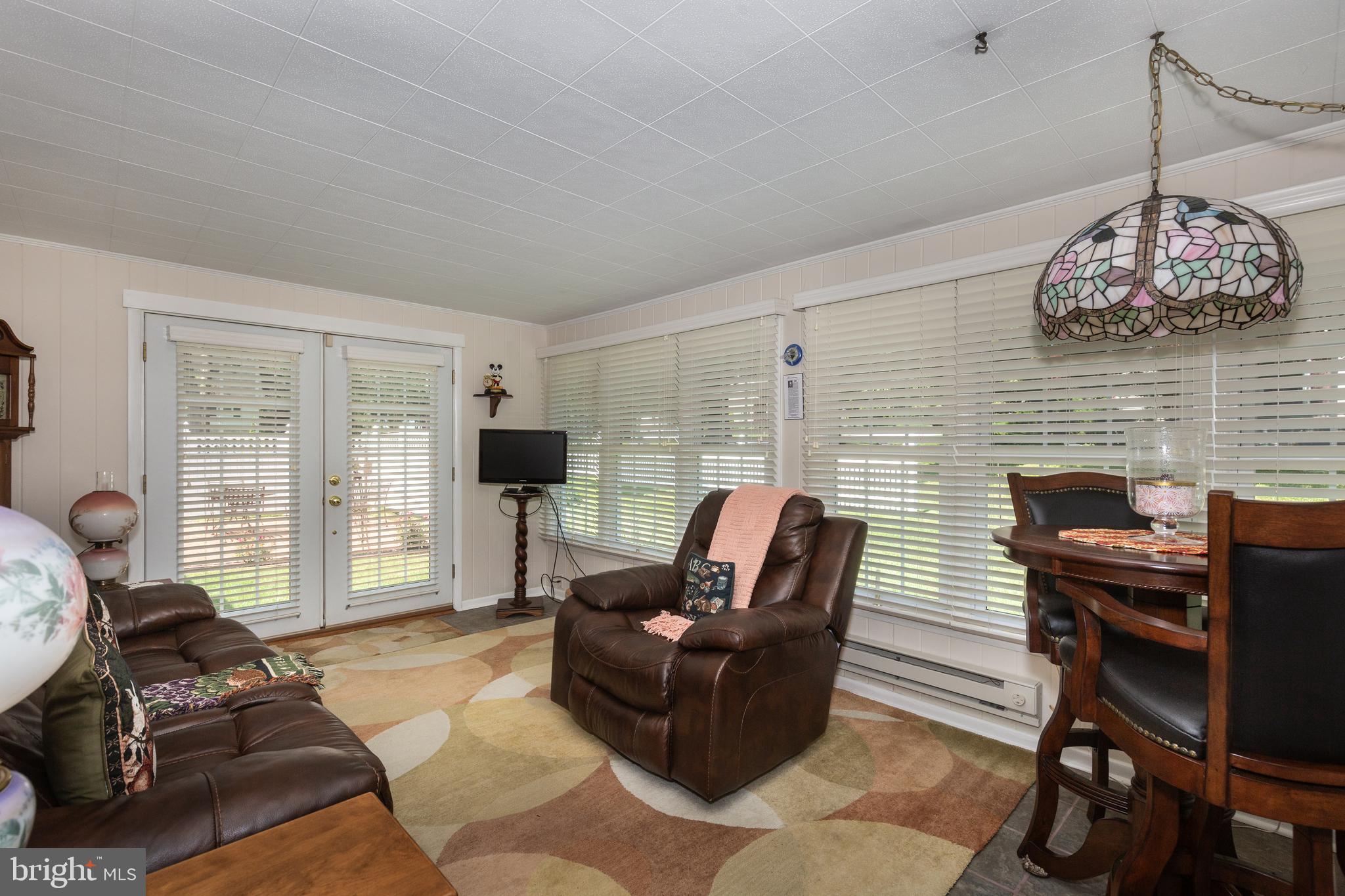 WINCHESTER PARK - Residential