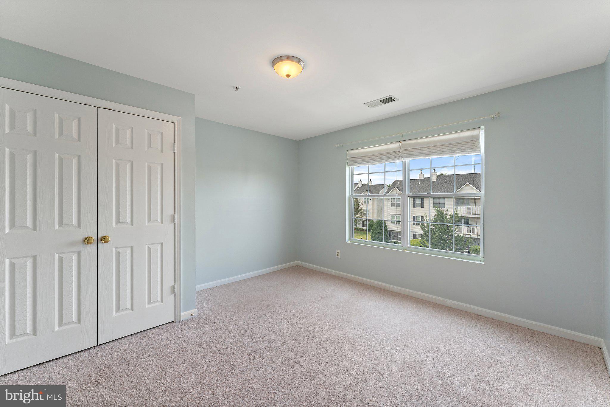 STRATFORD CONDOS - Residential