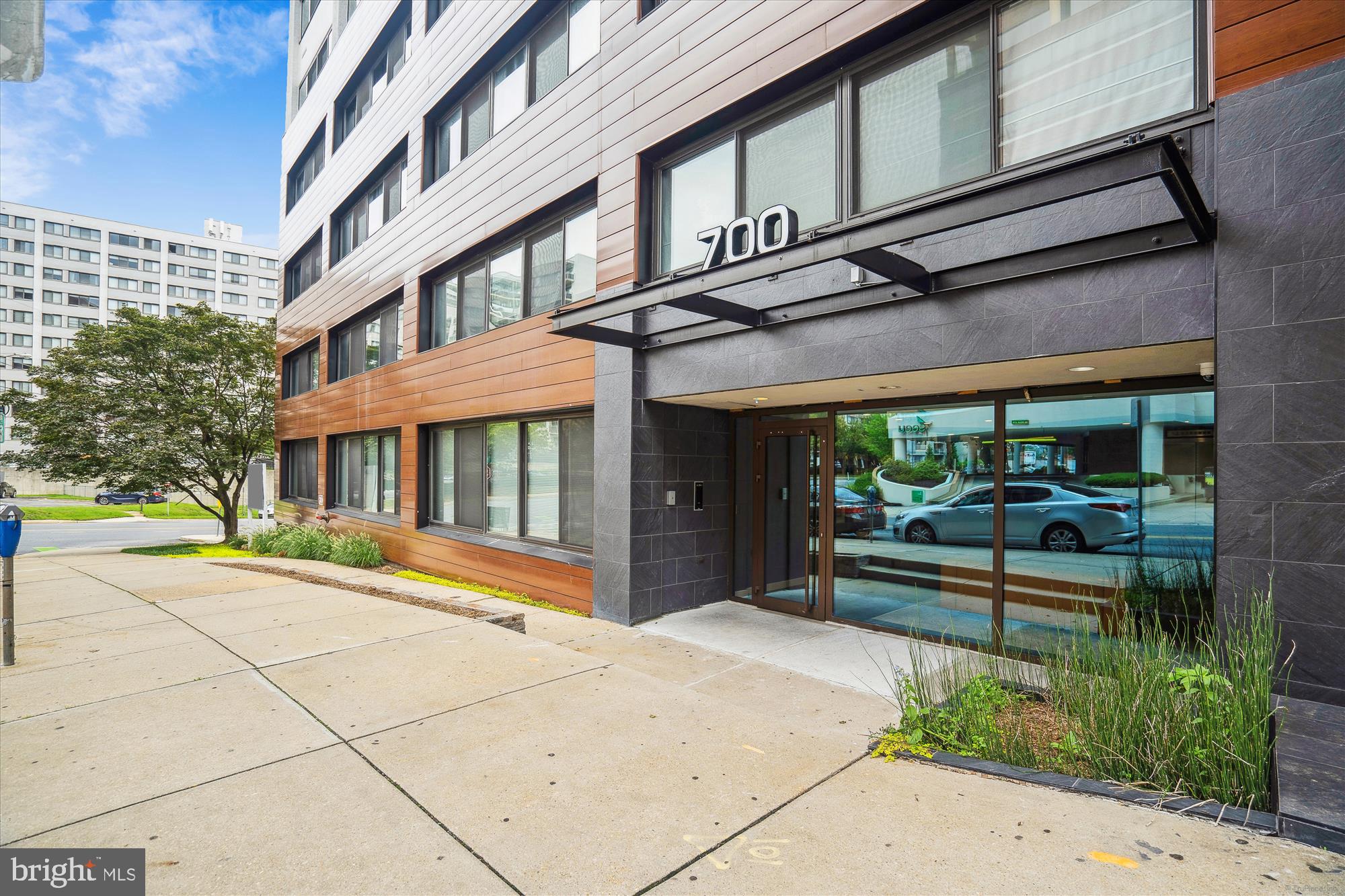 DOWNTOWN SILVER SPRING - Residential