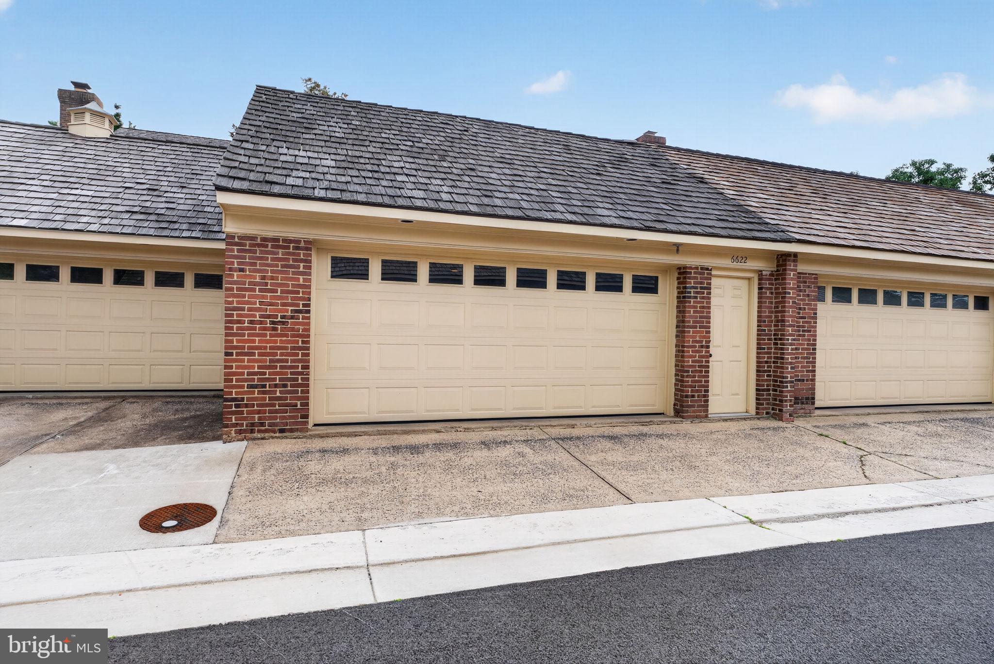 INGLESIDE - Residential