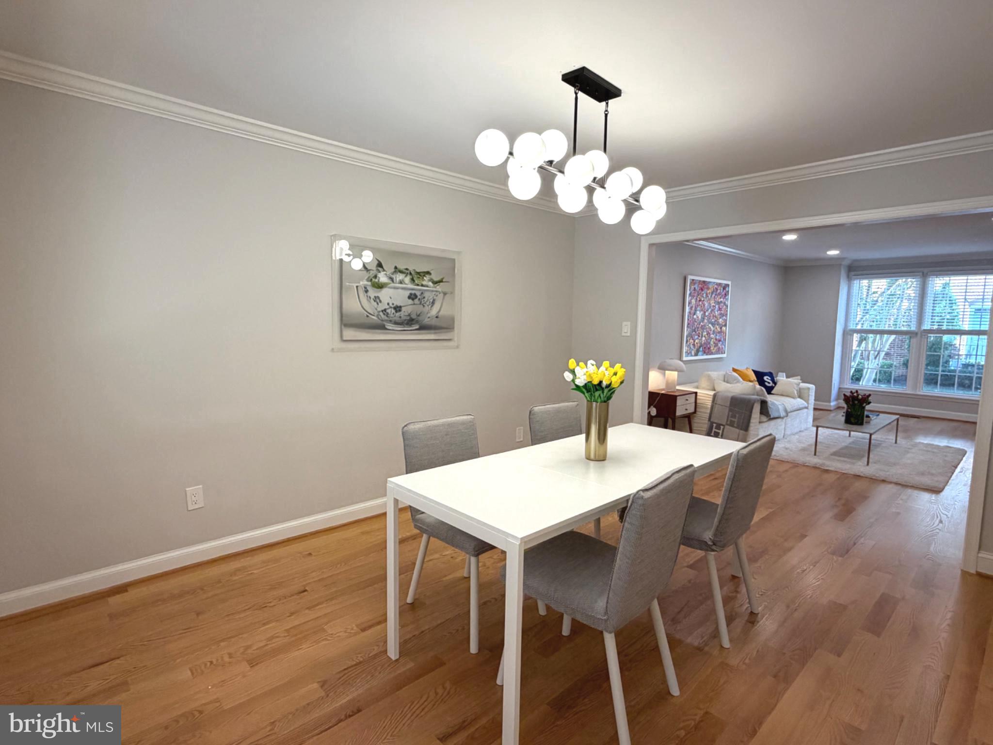 INGLESIDE - Residential