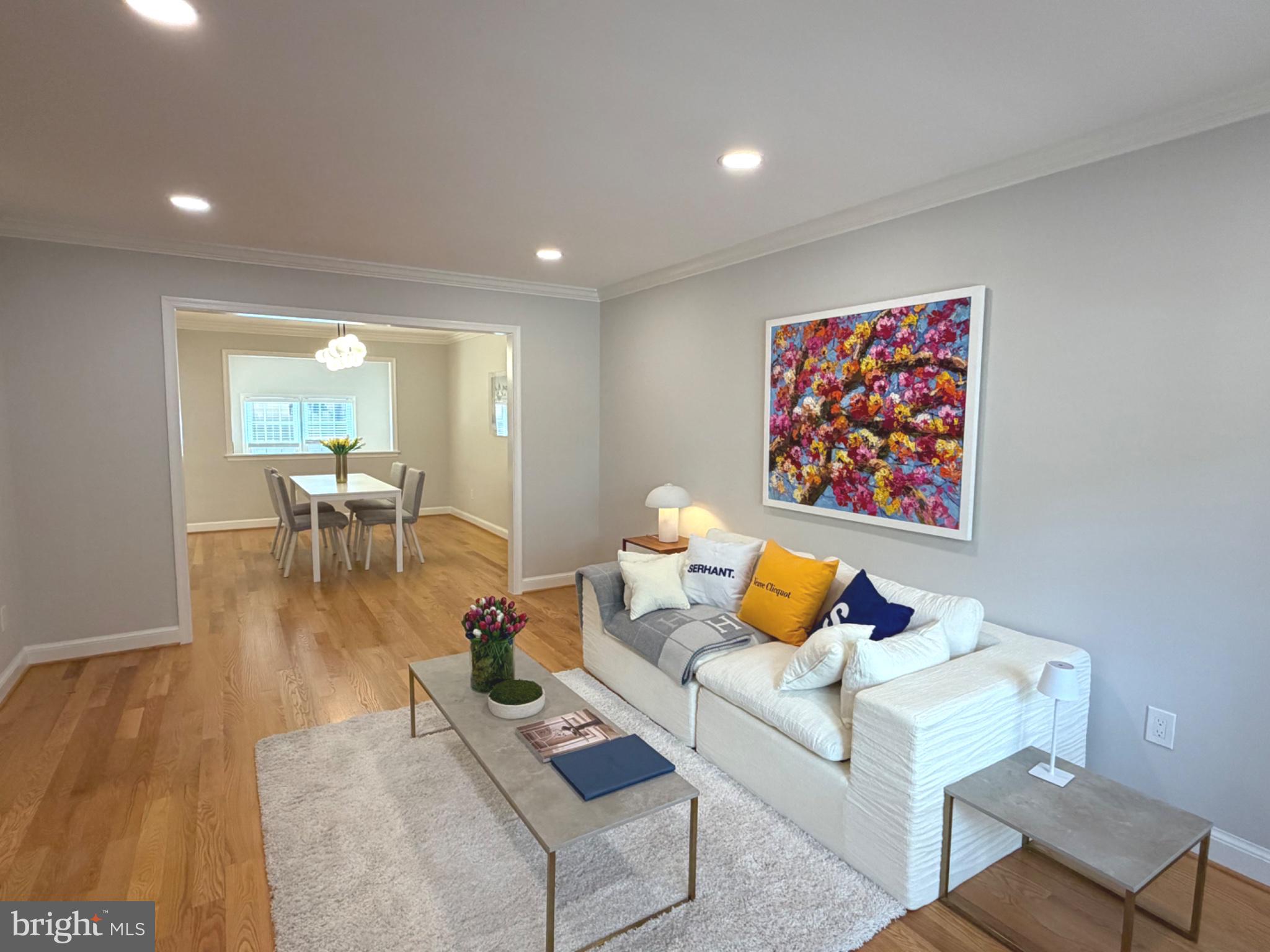 INGLESIDE - Residential