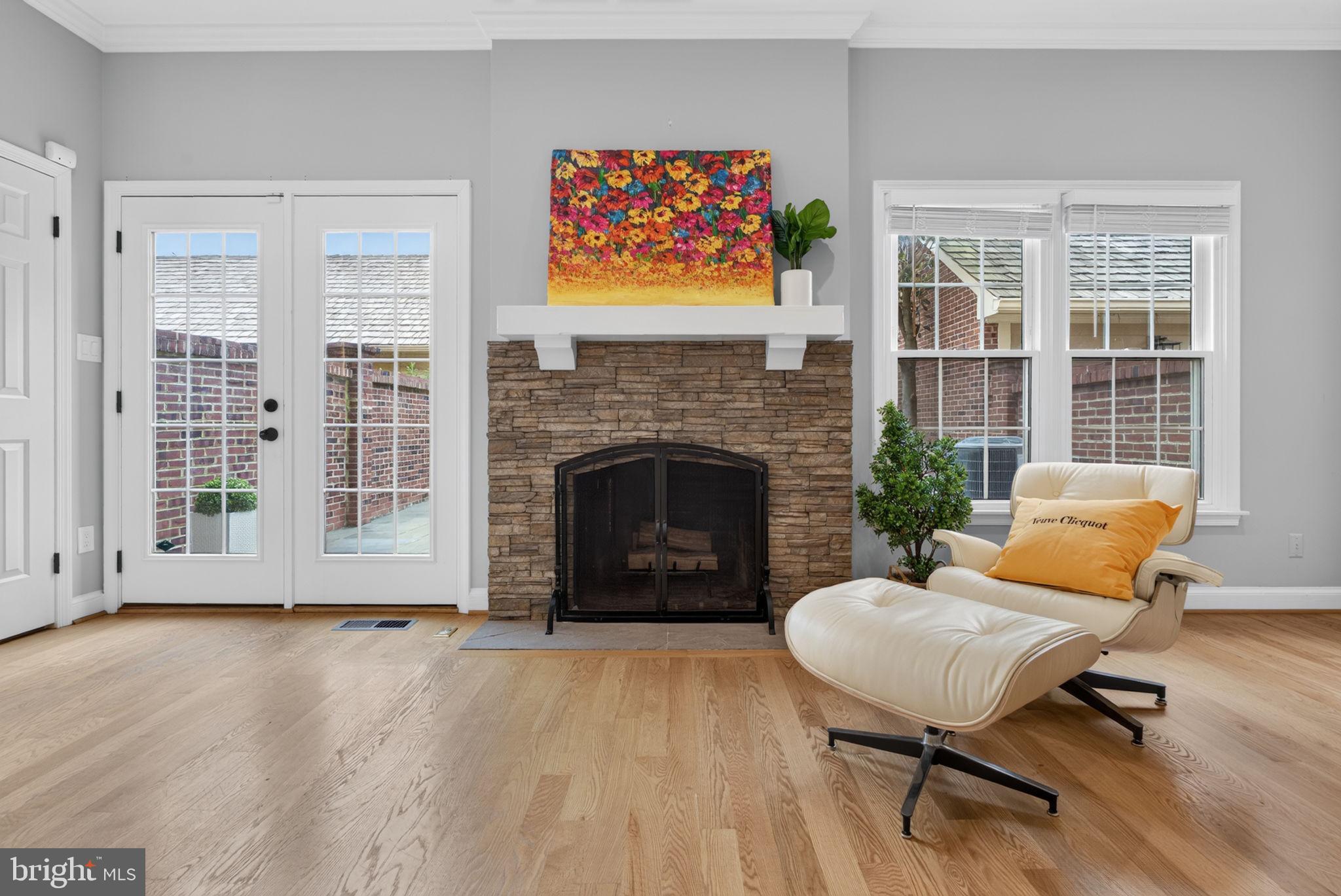 INGLESIDE - Residential