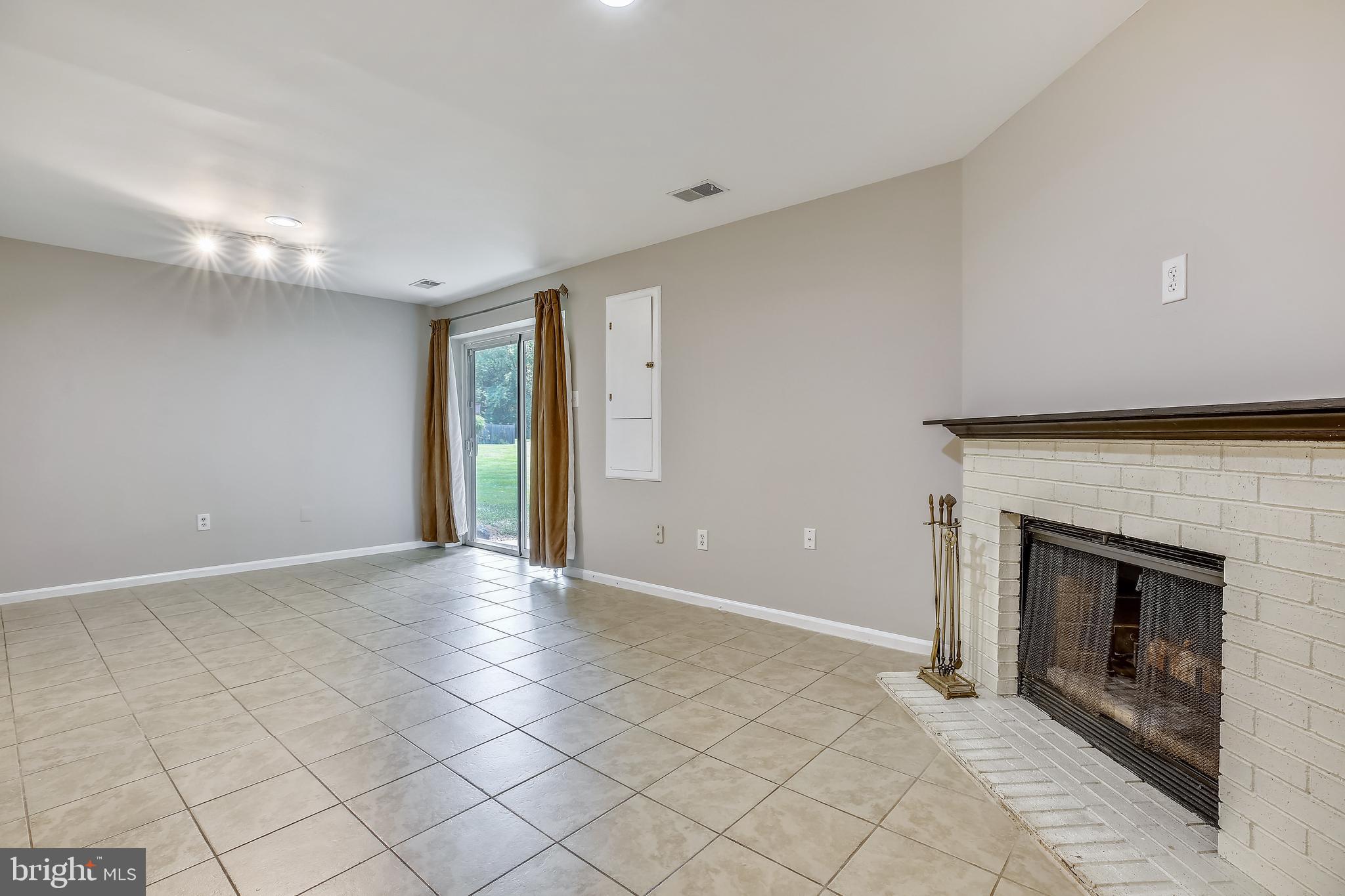 STONEBRIDGE - Residential