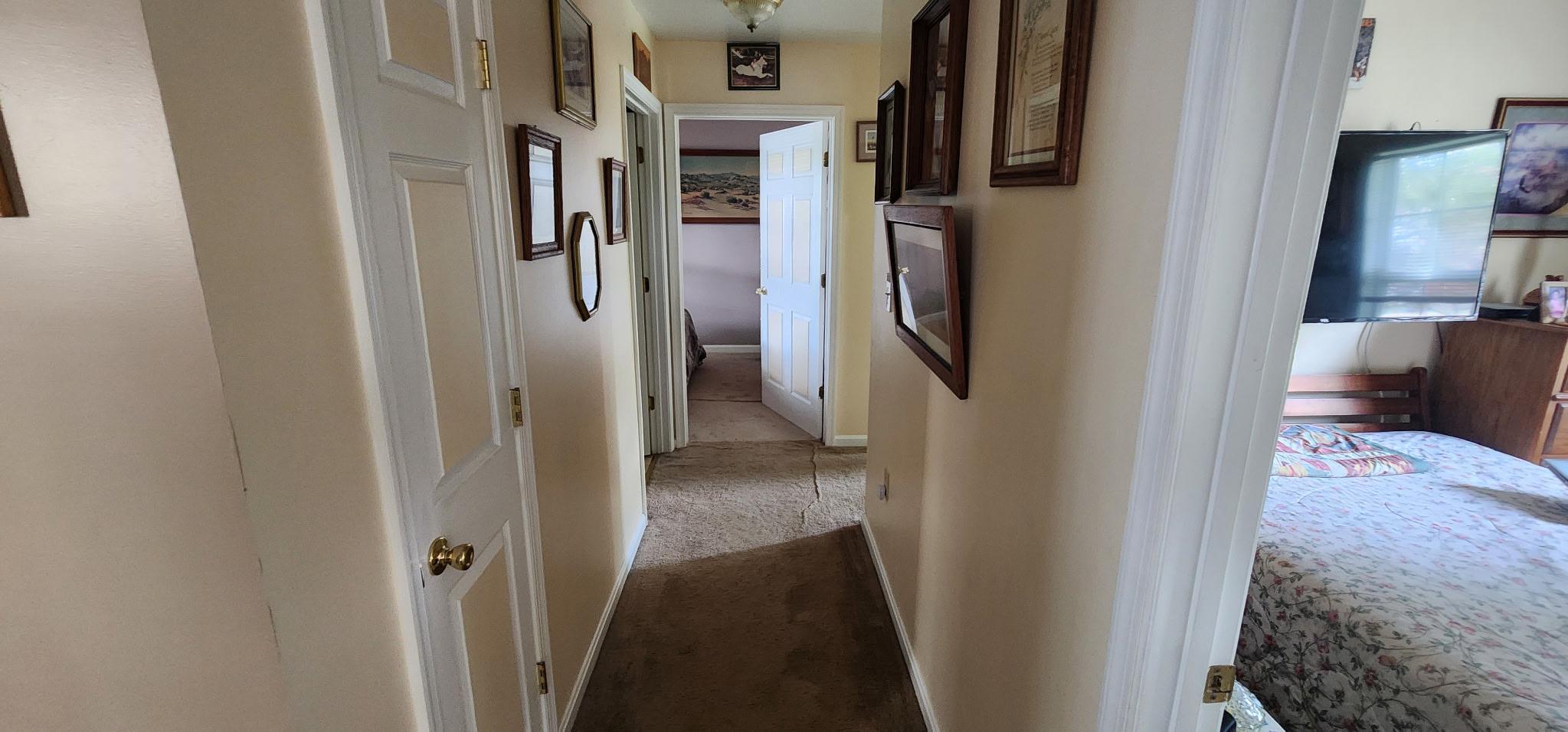 HAGERSTOWN - Residential