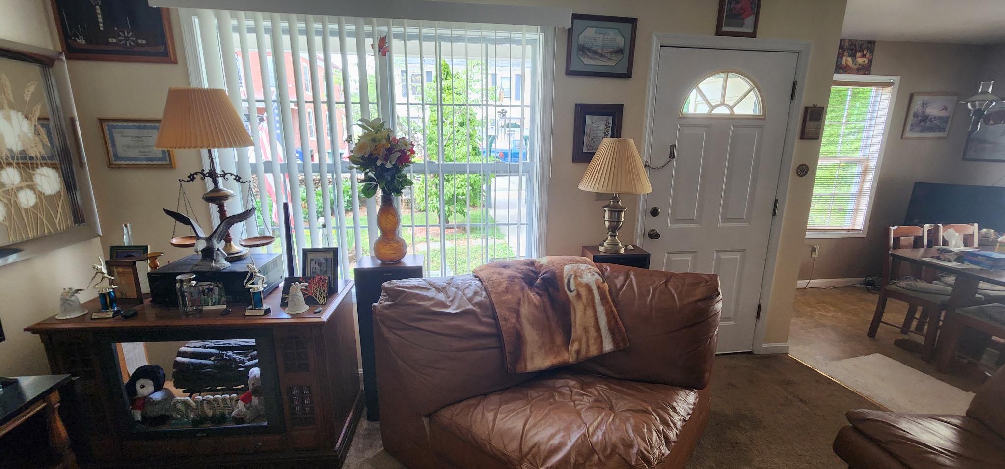 HAGERSTOWN - Residential
