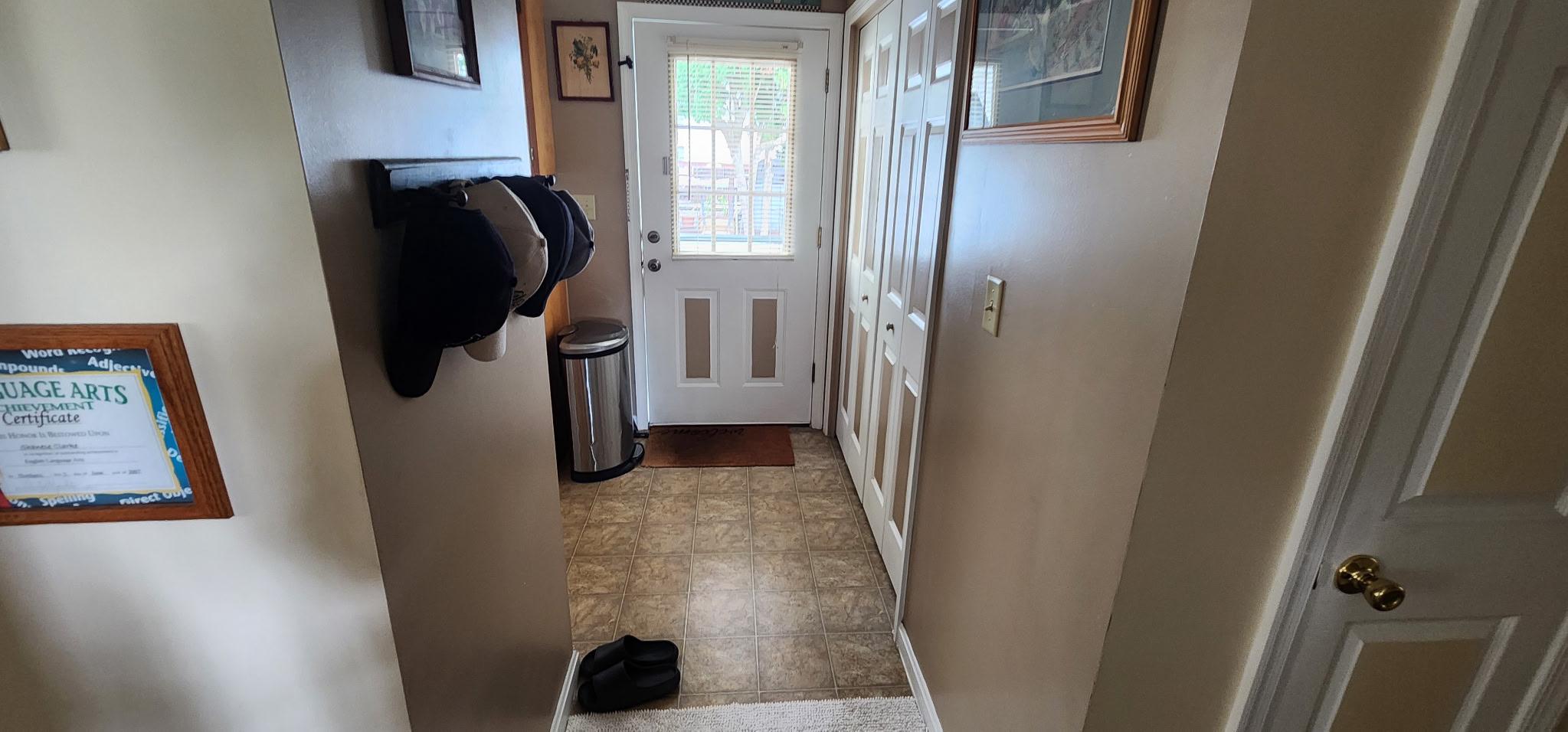 HAGERSTOWN - Residential