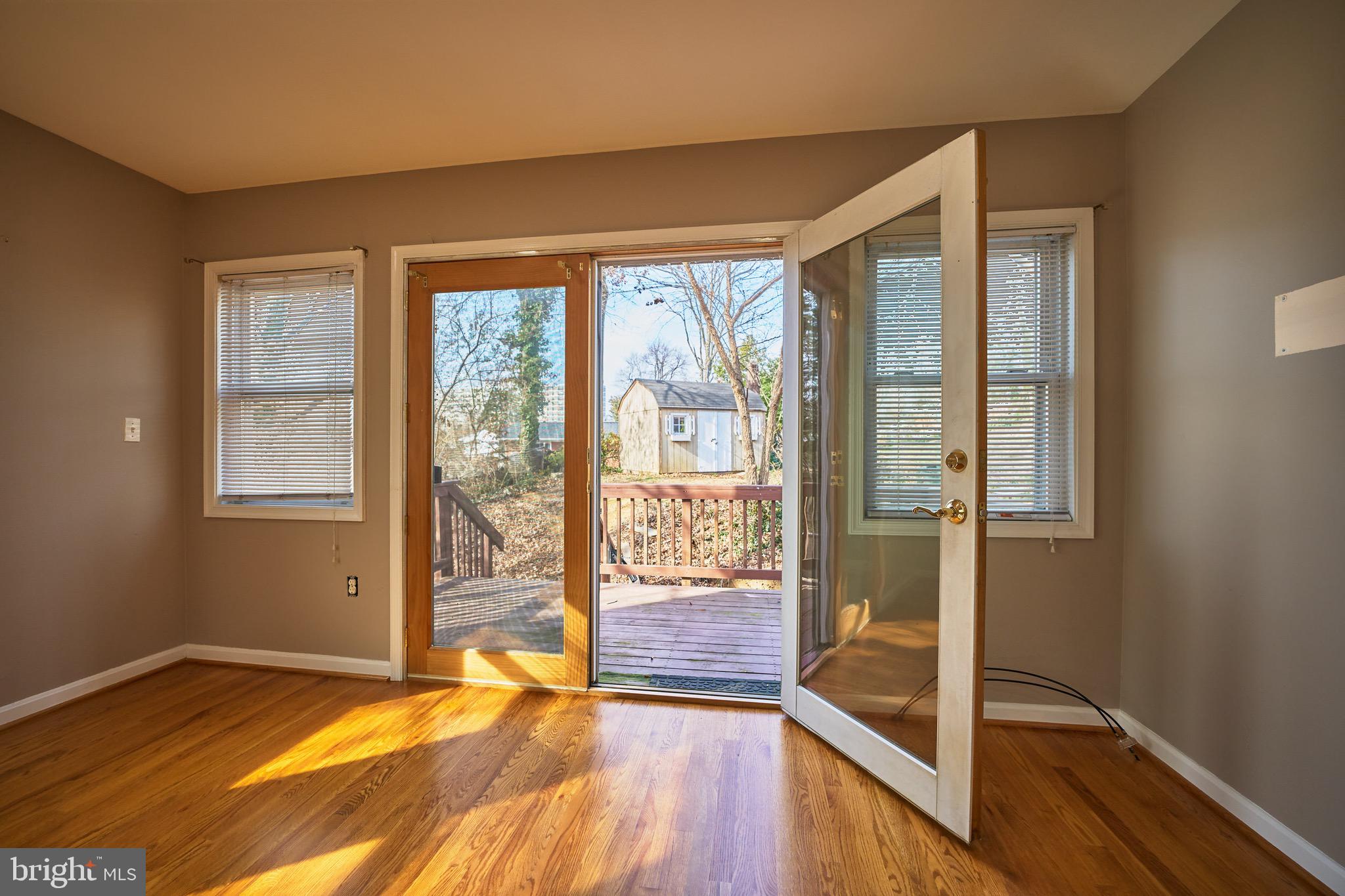 WAKEFIELD - Residential