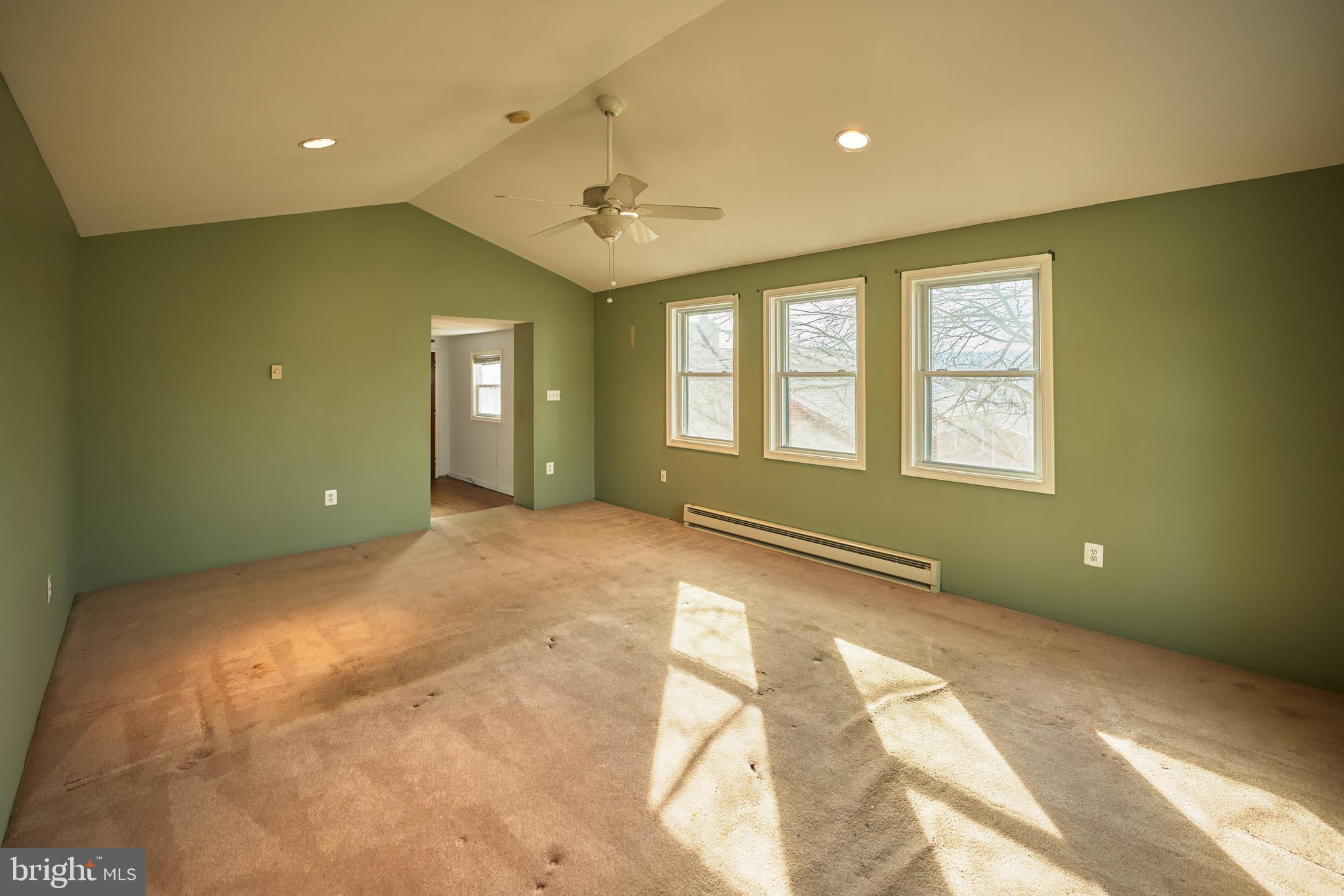 WAKEFIELD - Residential