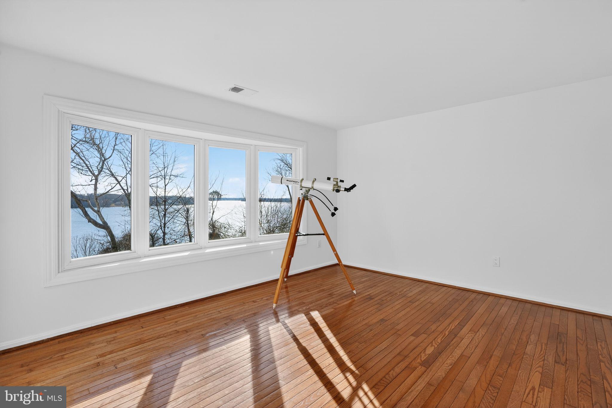 INDIAN QUEEN OVERLOOK - Residential