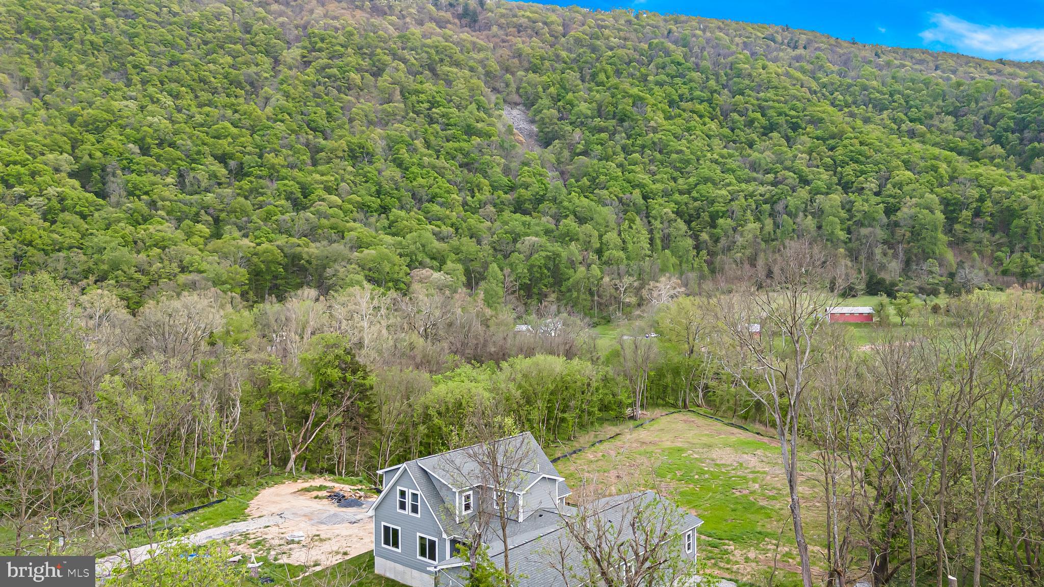 BLACK BEAR CROSSING - Residential