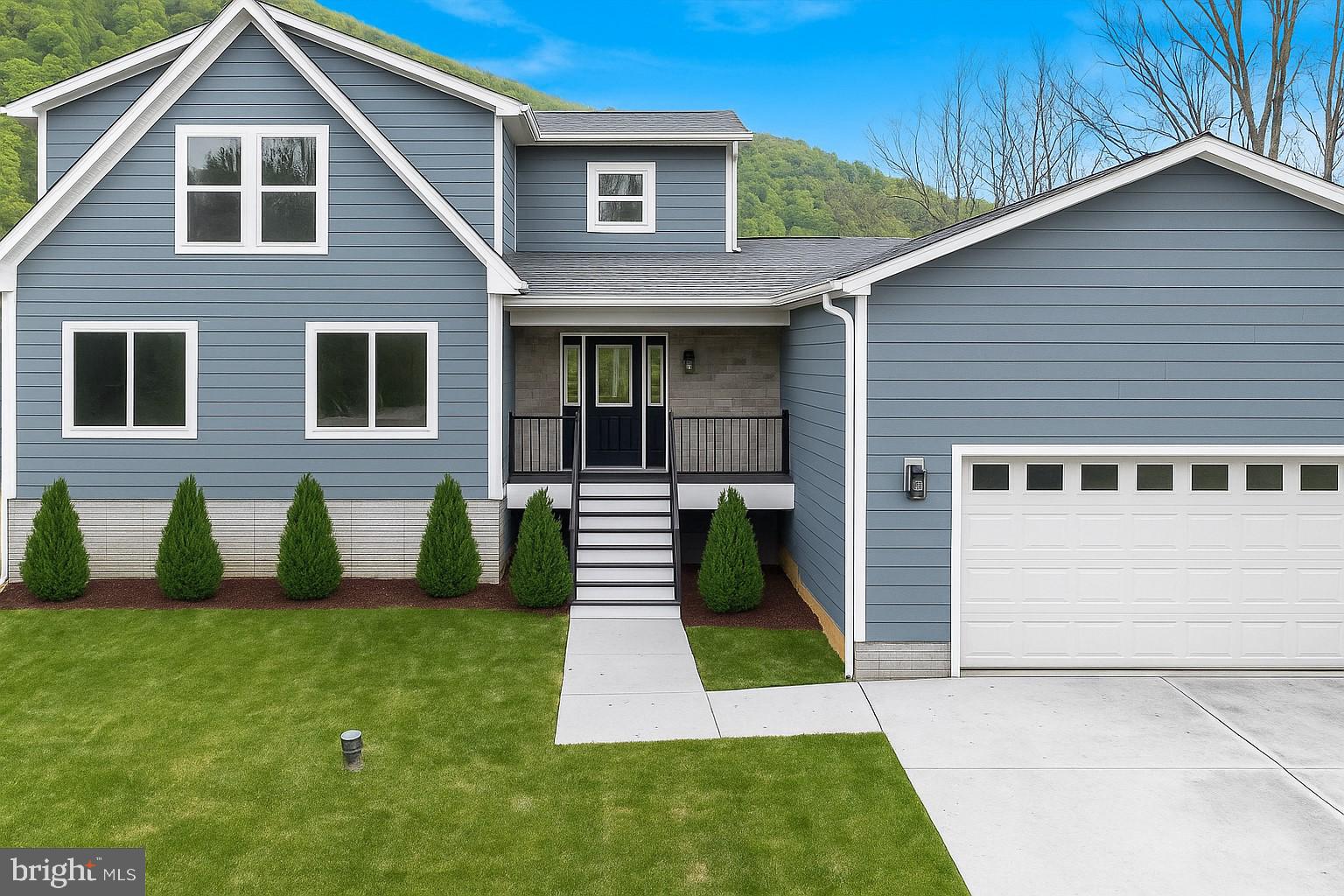 BLACK BEAR CROSSING - Residential