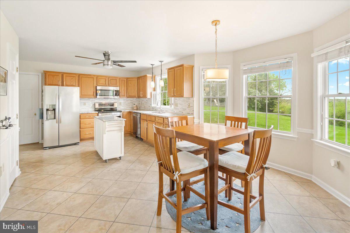 ORCHARD HILLS - Residential