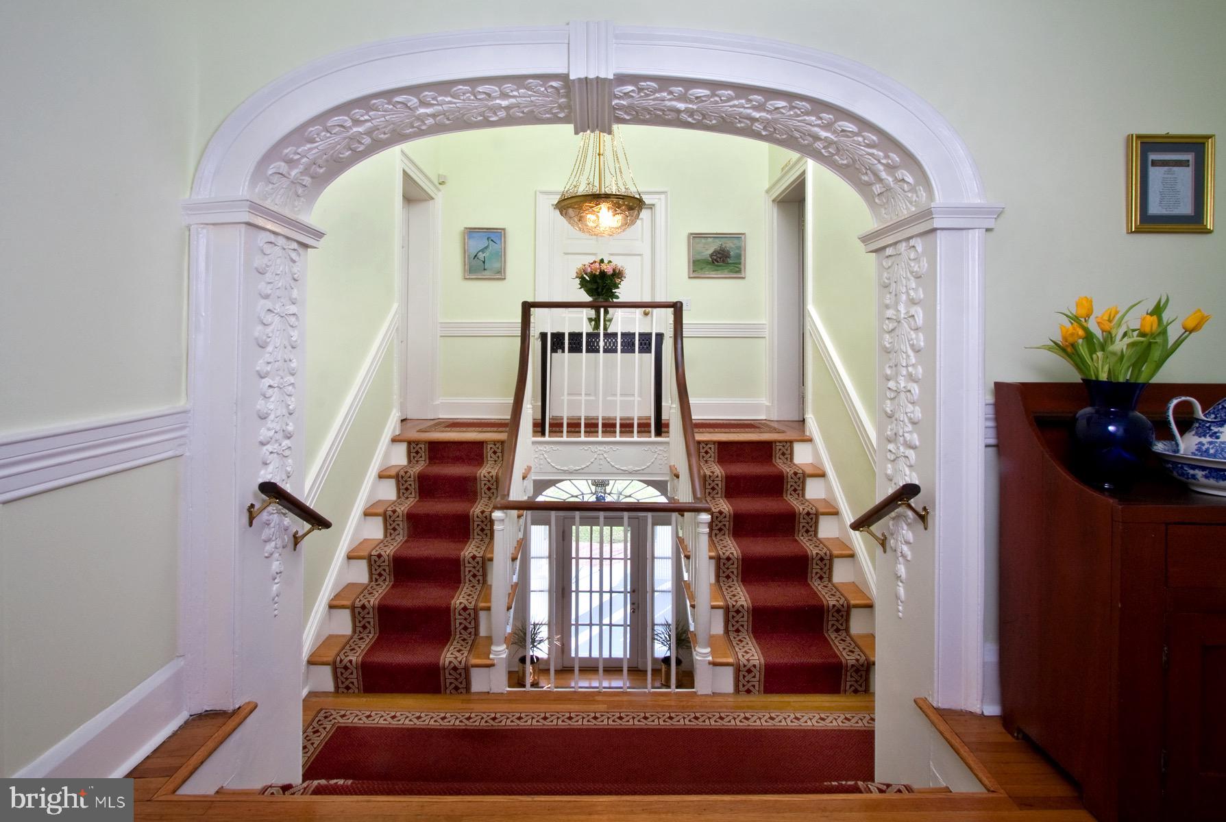 COLONIAL PARK - Residential