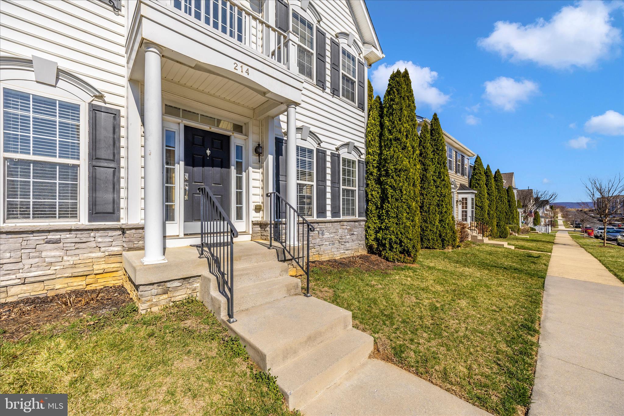 HUNTFIELD - Residential