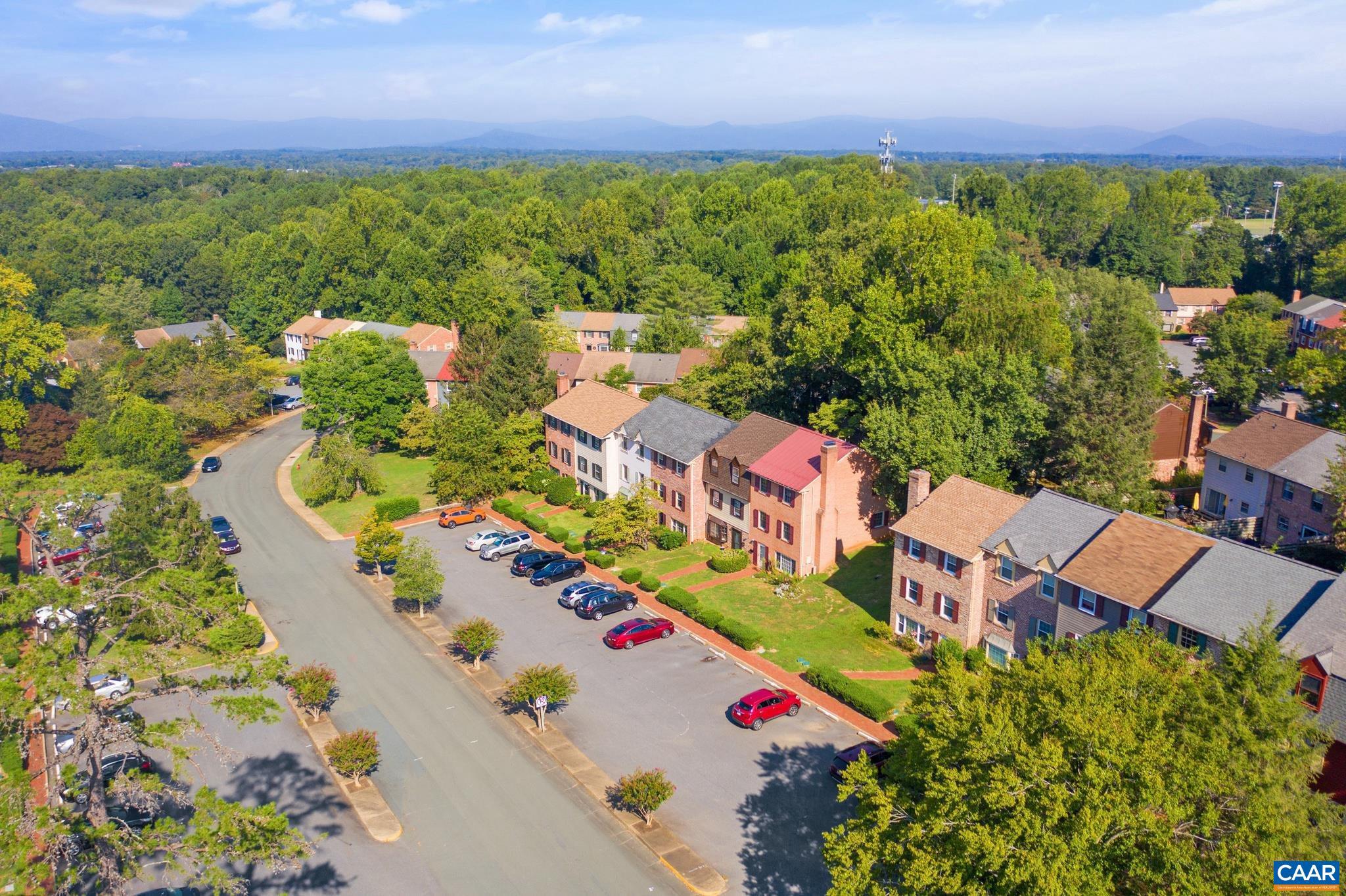 GEORGETOWN GREEN - Residential Lease
