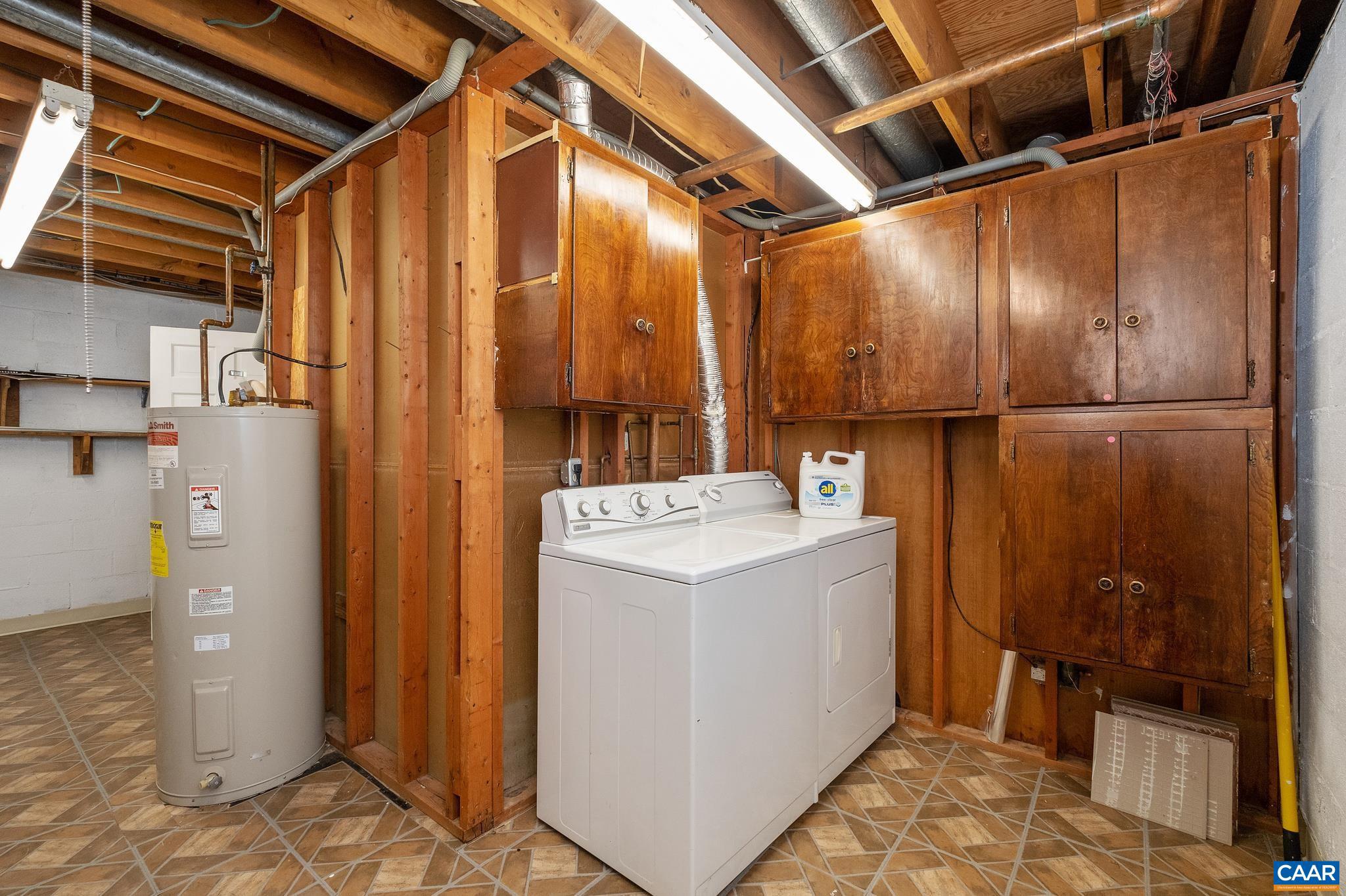 GEORGETOWN GREEN - Residential Lease
