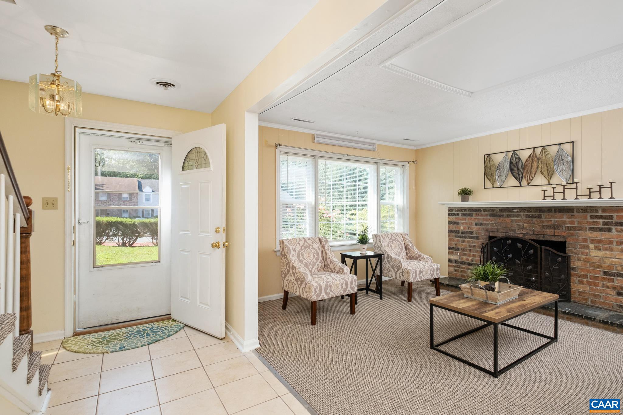 GEORGETOWN GREEN - Residential Lease