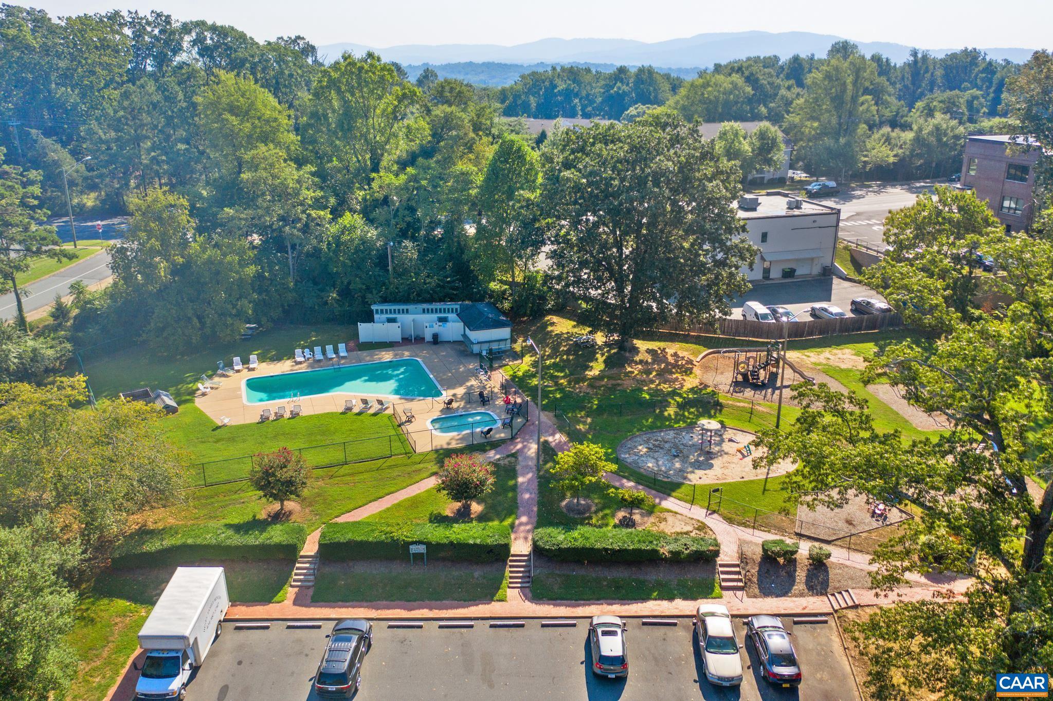 GEORGETOWN GREEN - Residential Lease