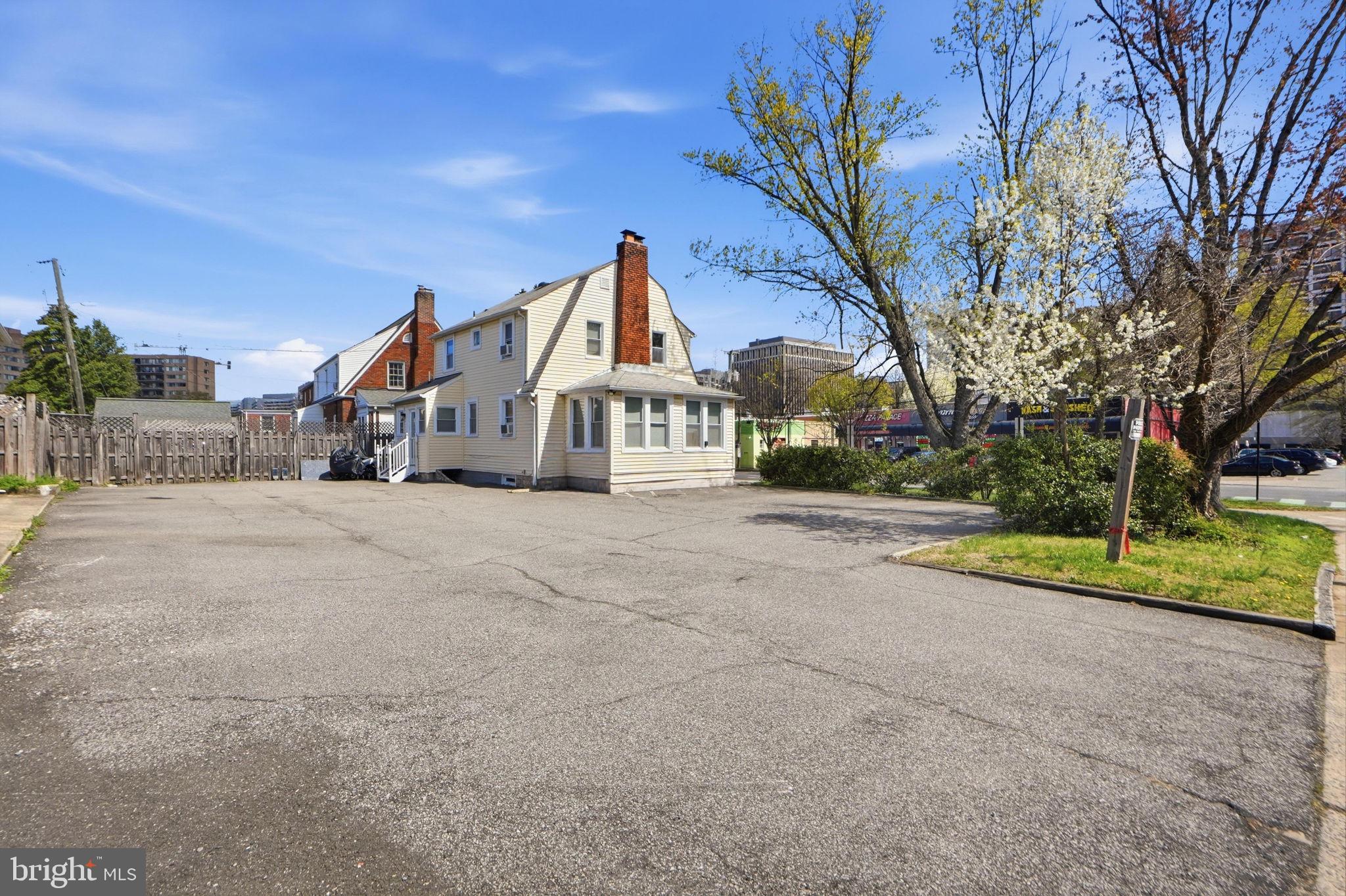 AURORA HILLS - Residential