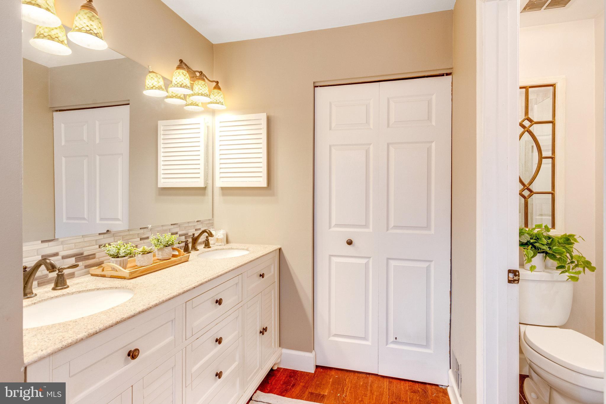 MONTCLAIR - Residential