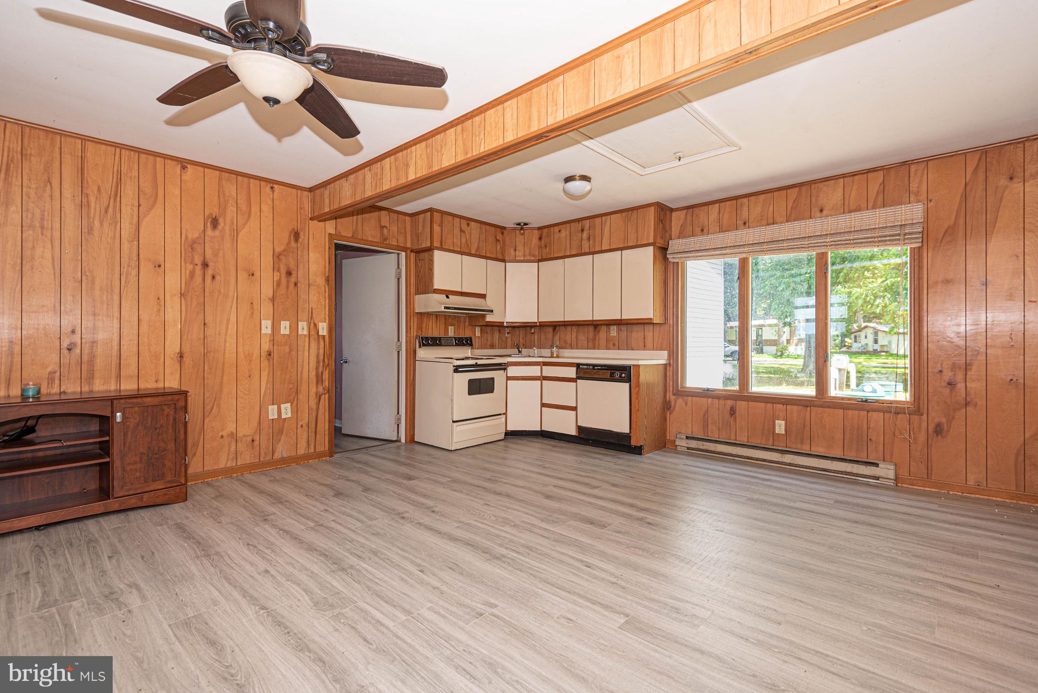 DOGWOOD ACRES - Residential