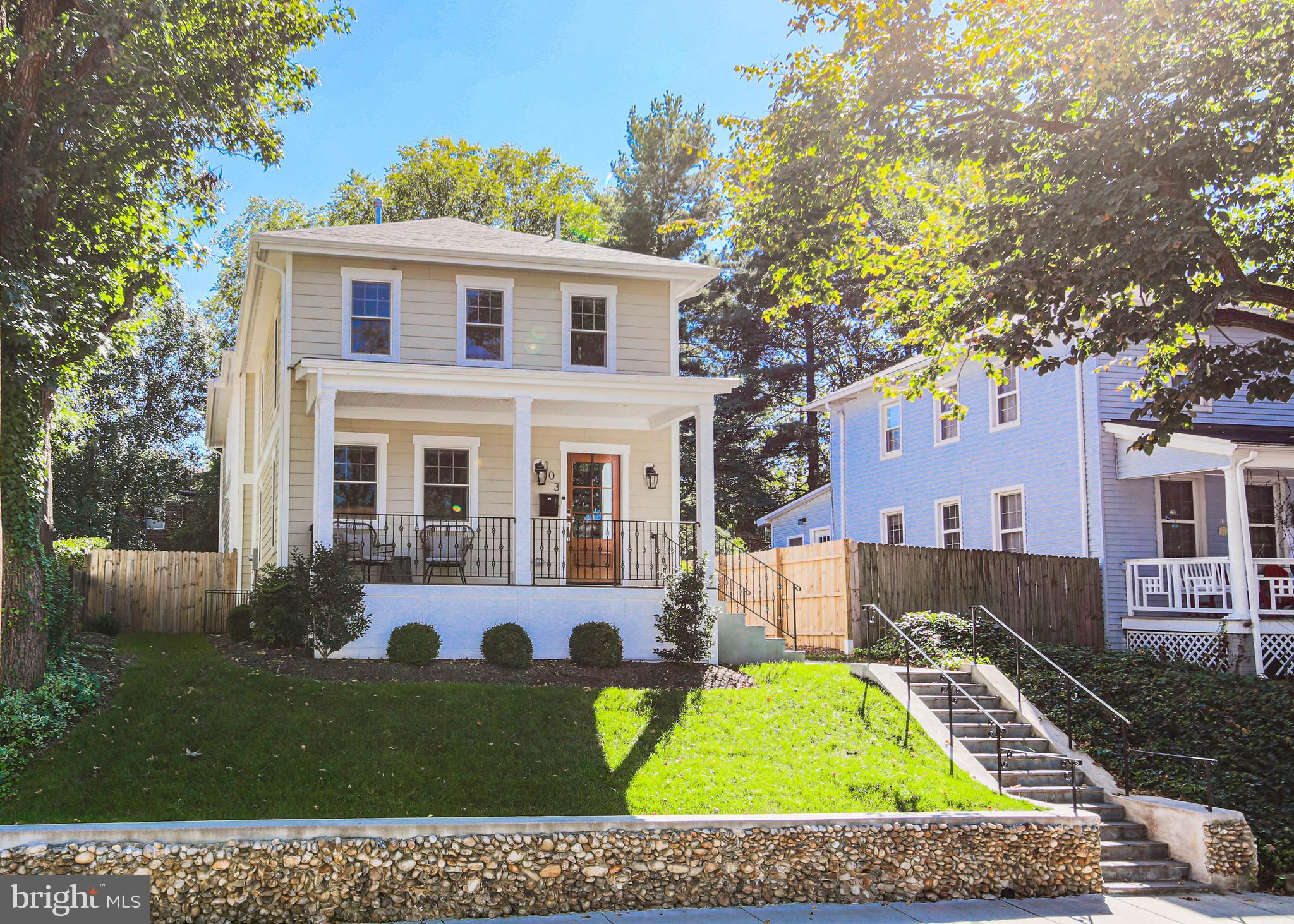 ROSEMONT - Residential