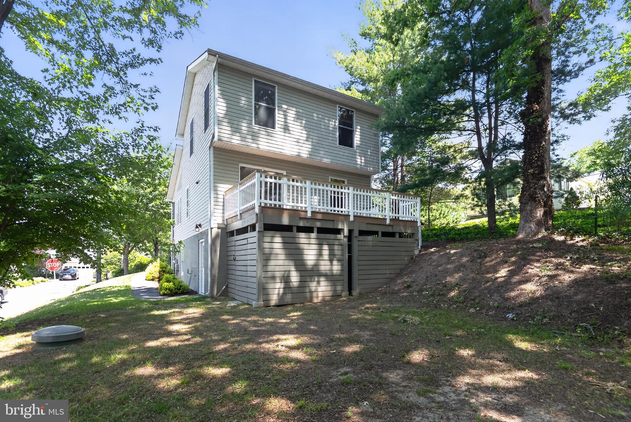 HOLLY HILL HARBOR - Residential