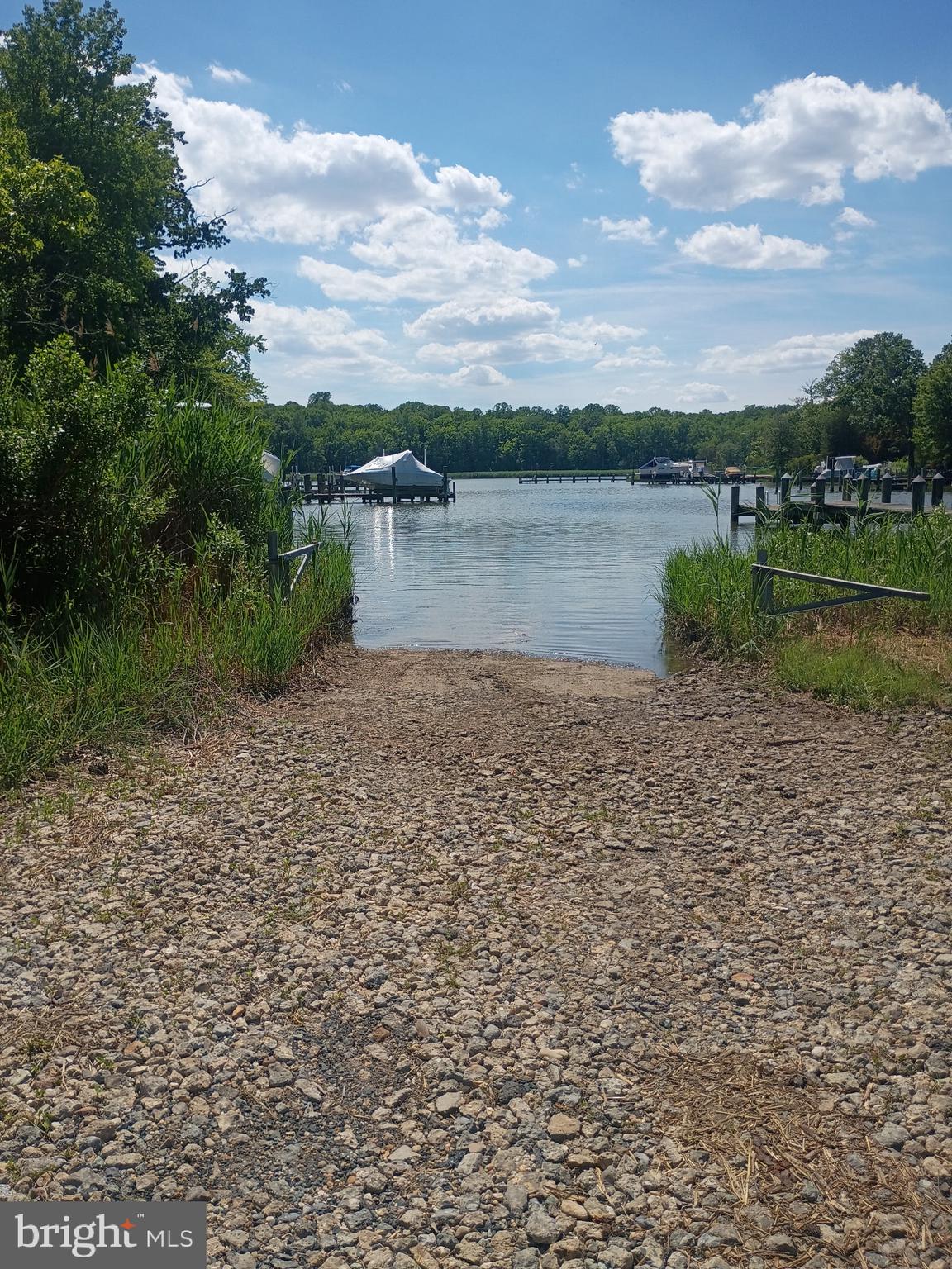HOLLY HILL HARBOR - Residential