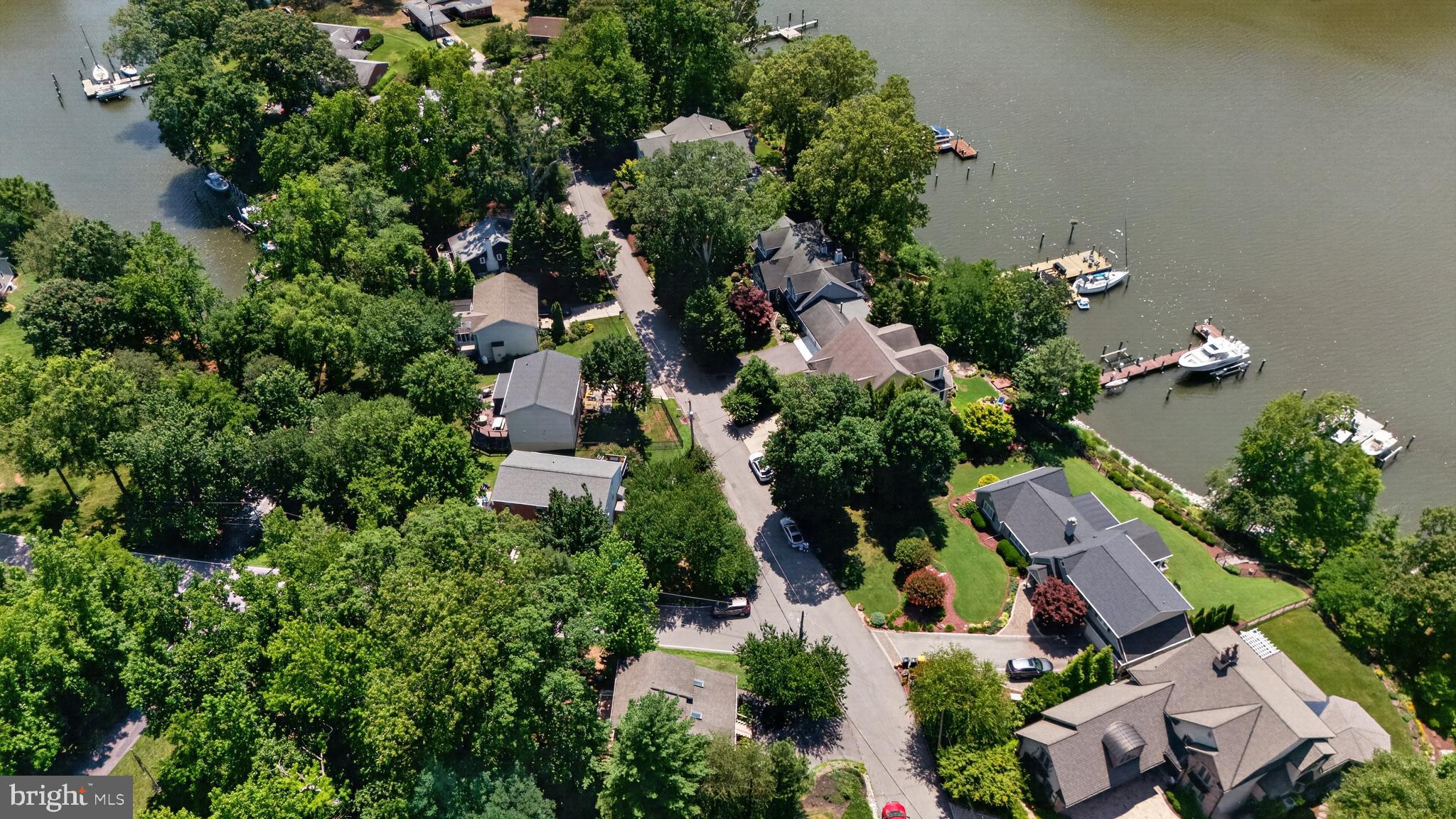 HOLLY HILL HARBOR - Residential