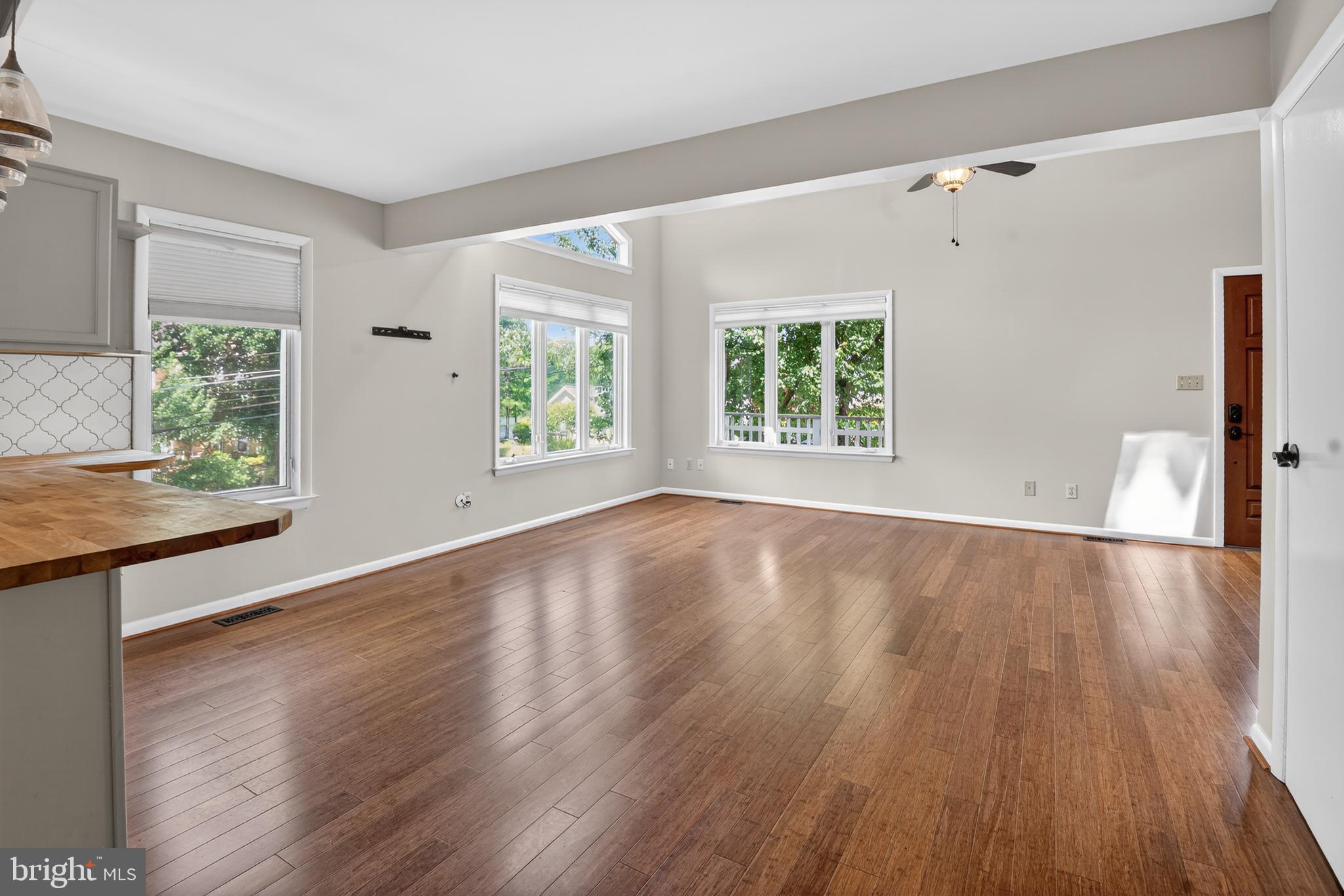 HOLLY HILL HARBOR - Residential