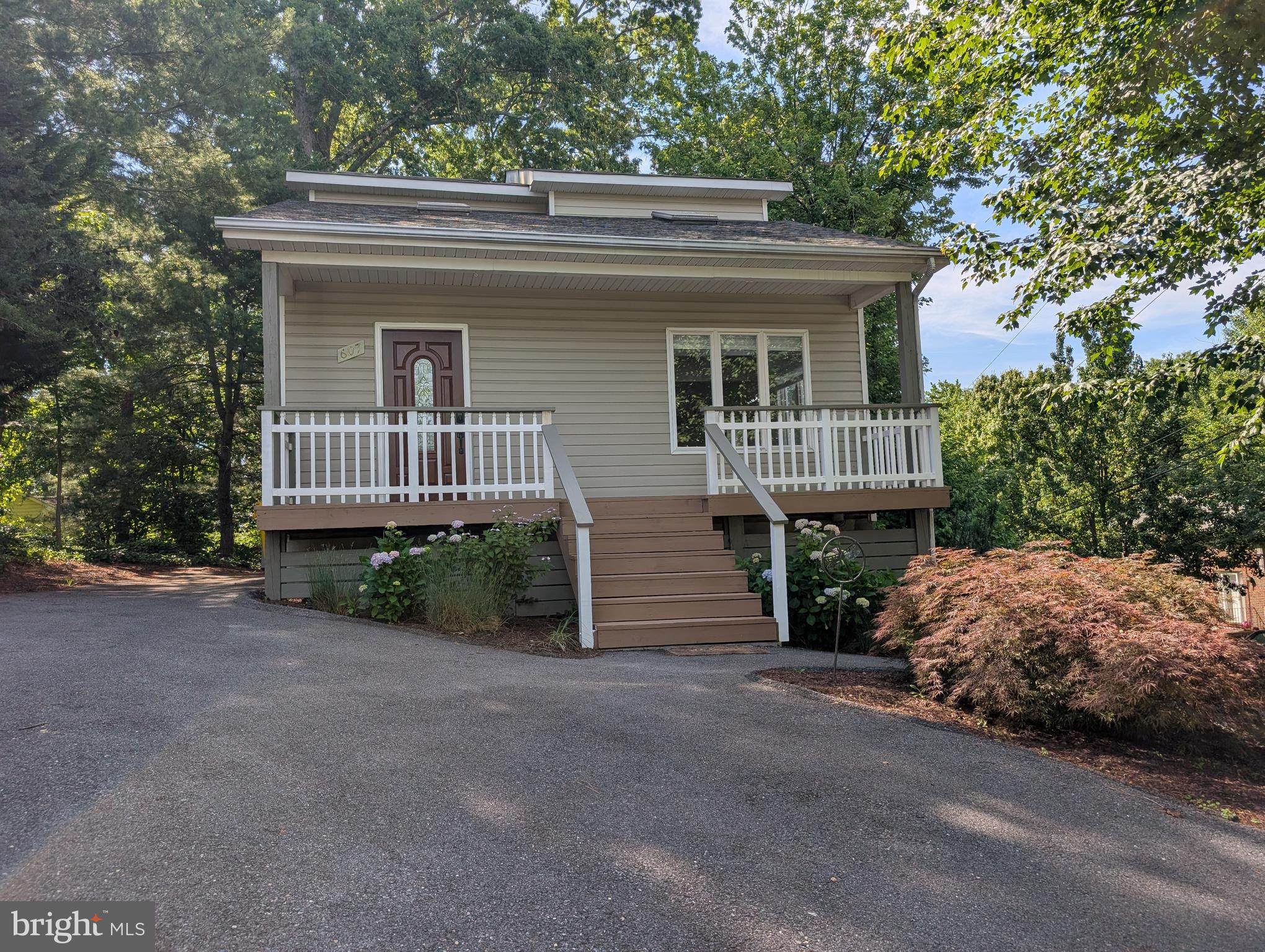 HOLLY HILL HARBOR - Residential