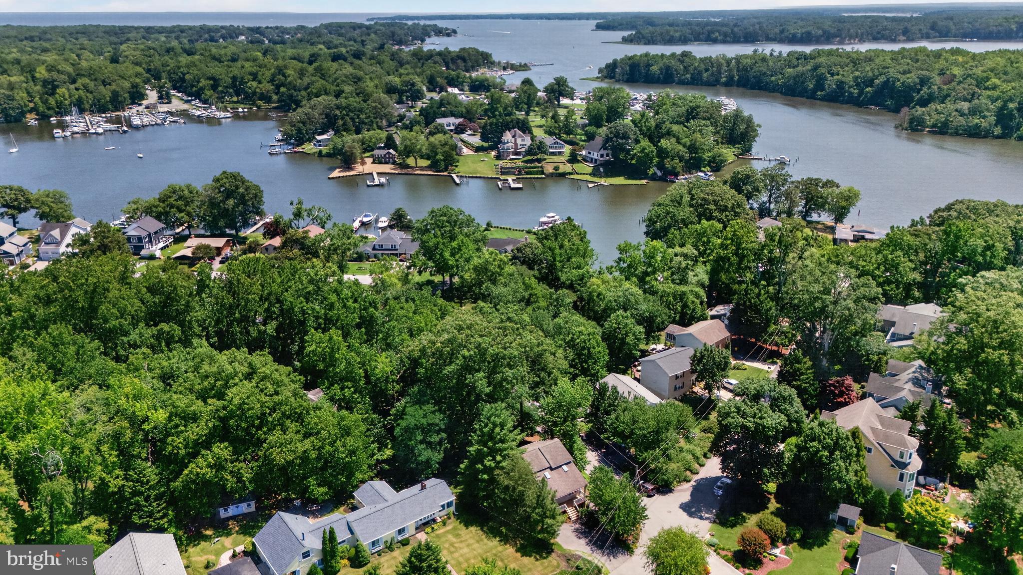 HOLLY HILL HARBOR - Residential