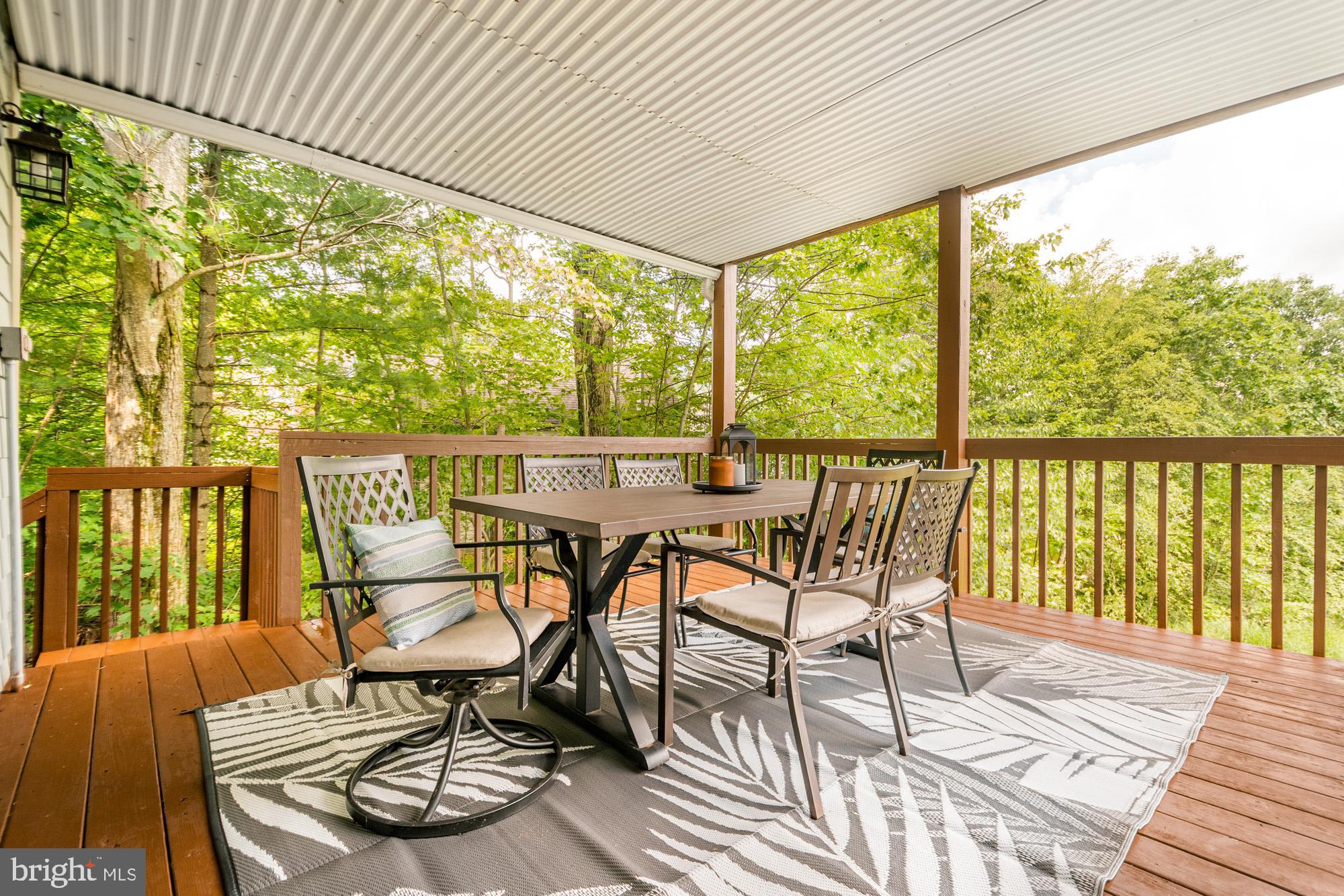 SILVER TREE LANDING - Residential