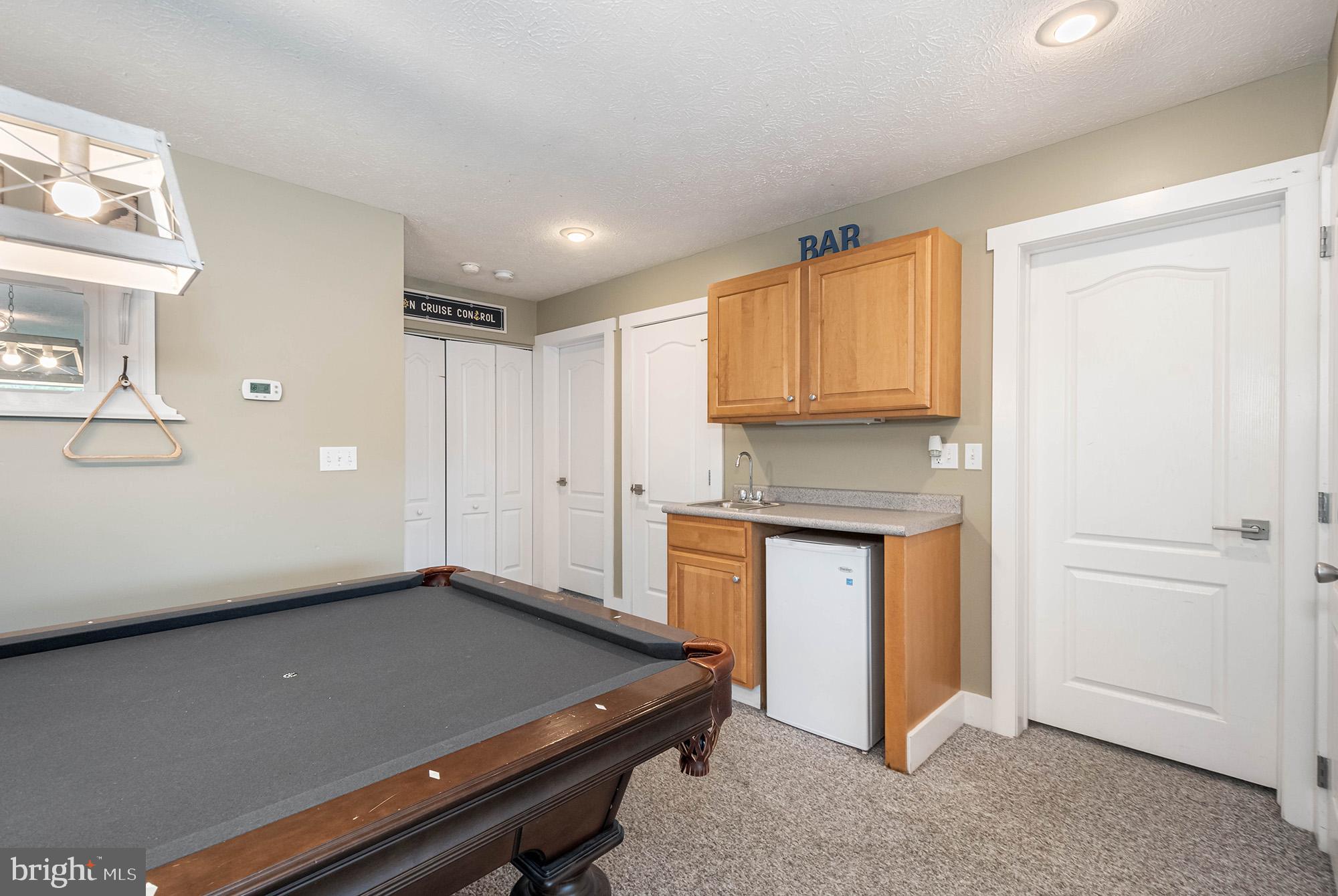 SILVER TREE LANDING - Residential