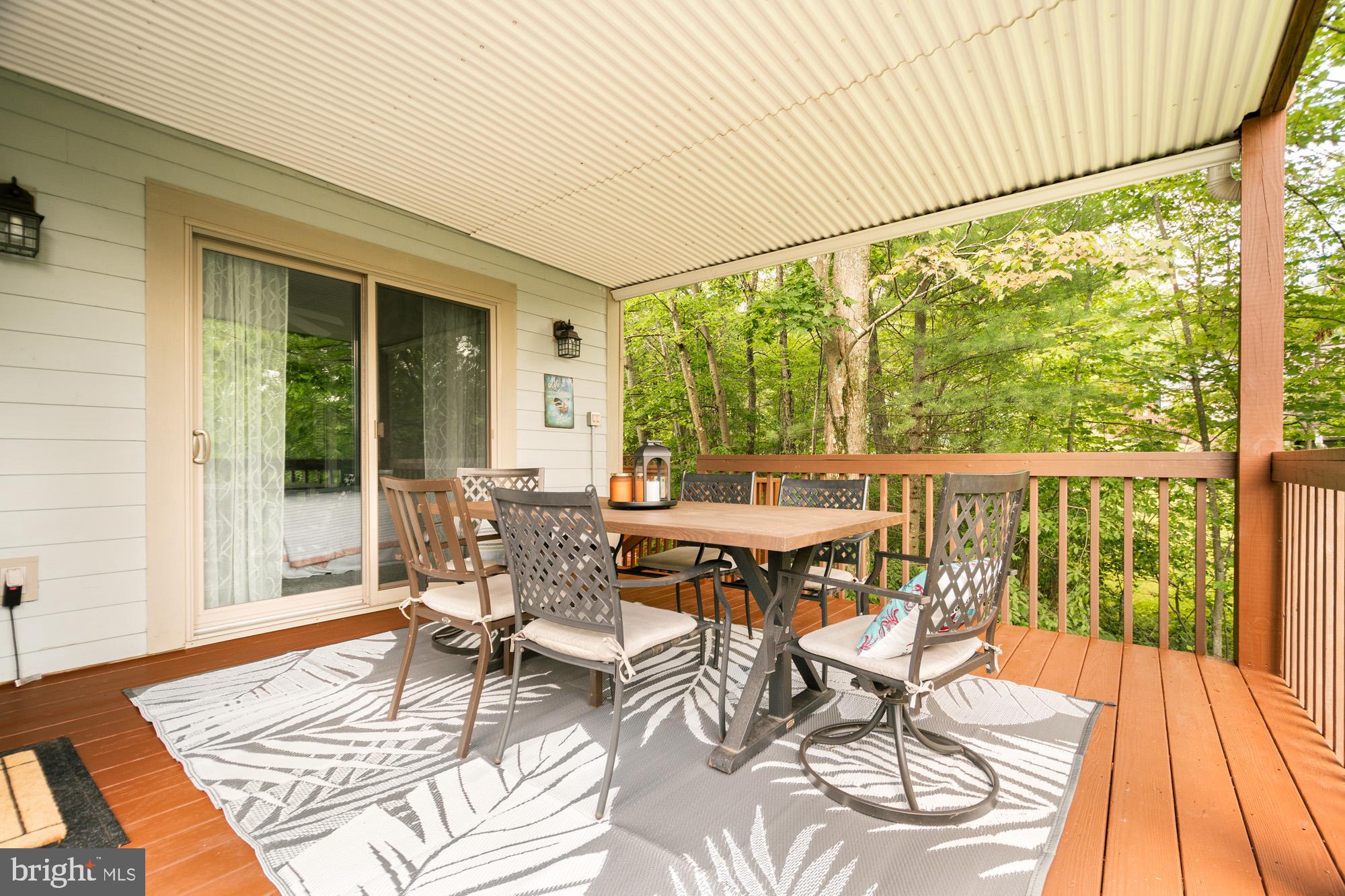 SILVER TREE LANDING - Residential
