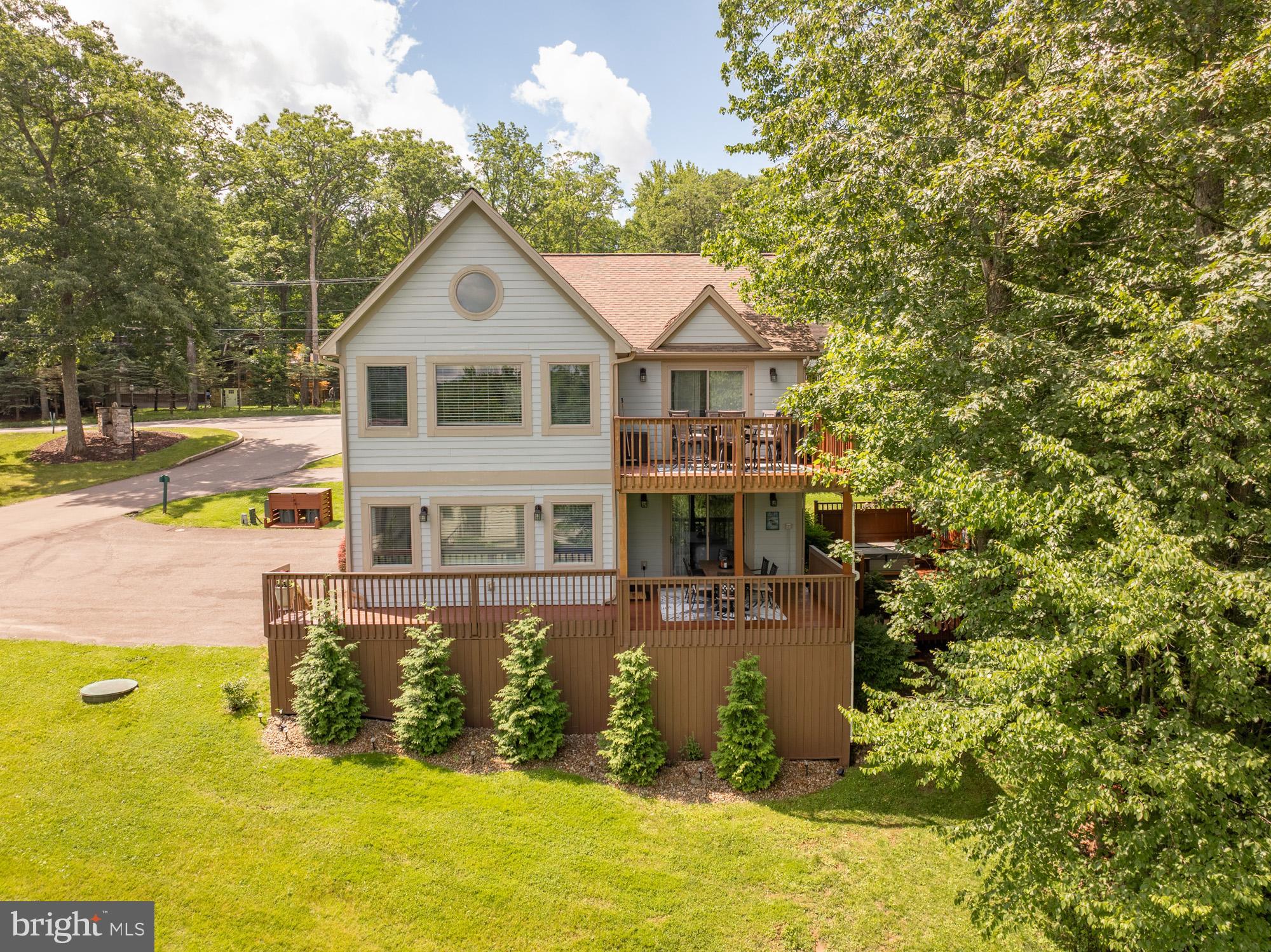 SILVER TREE LANDING - Residential