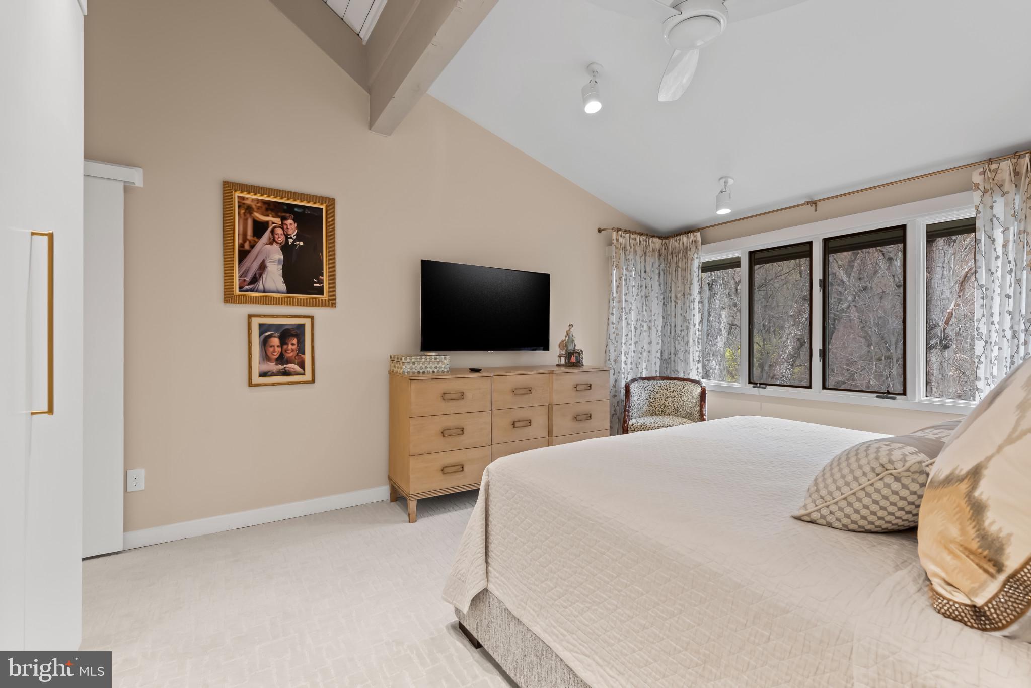 ROCKLAND - Residential