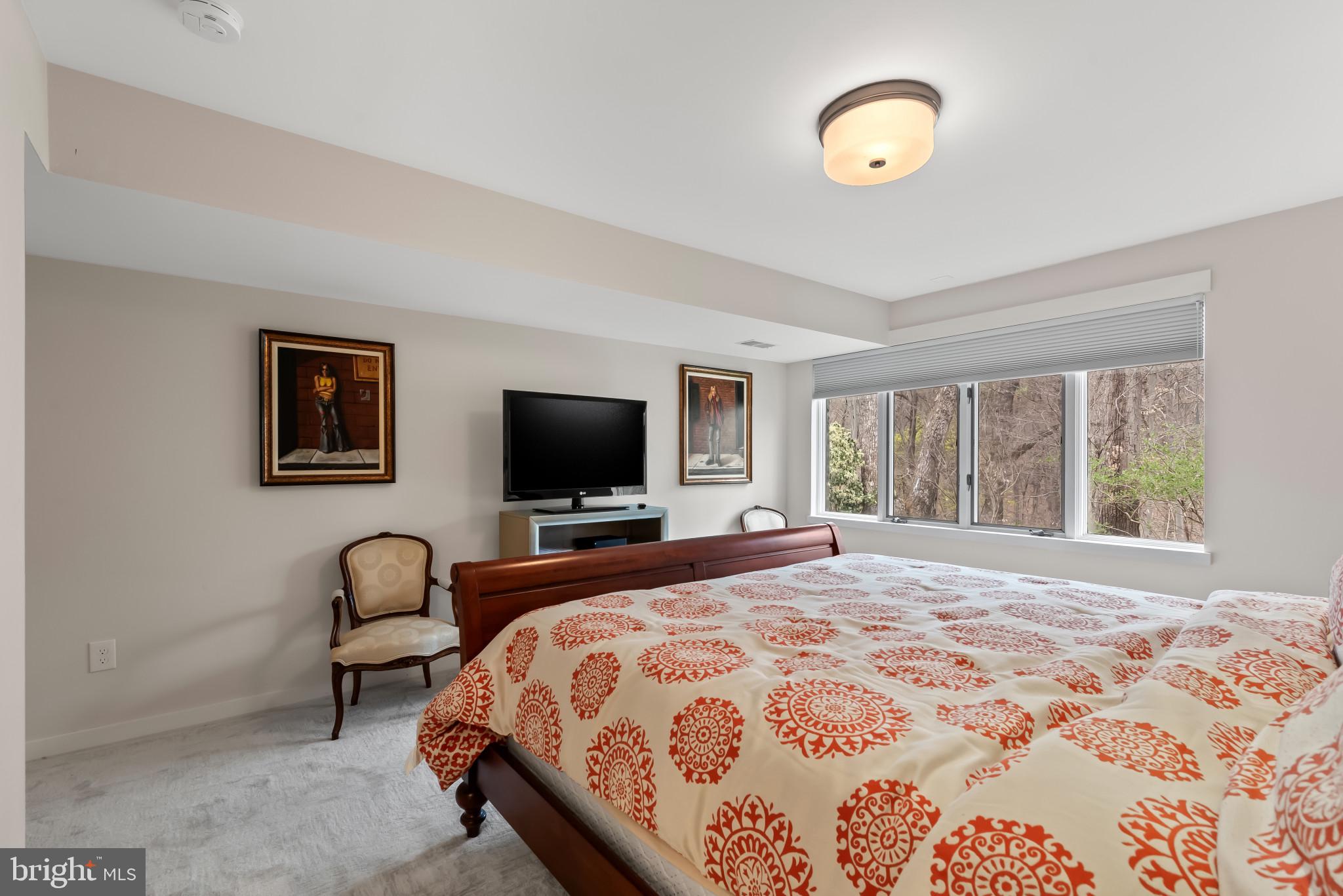 ROCKLAND - Residential