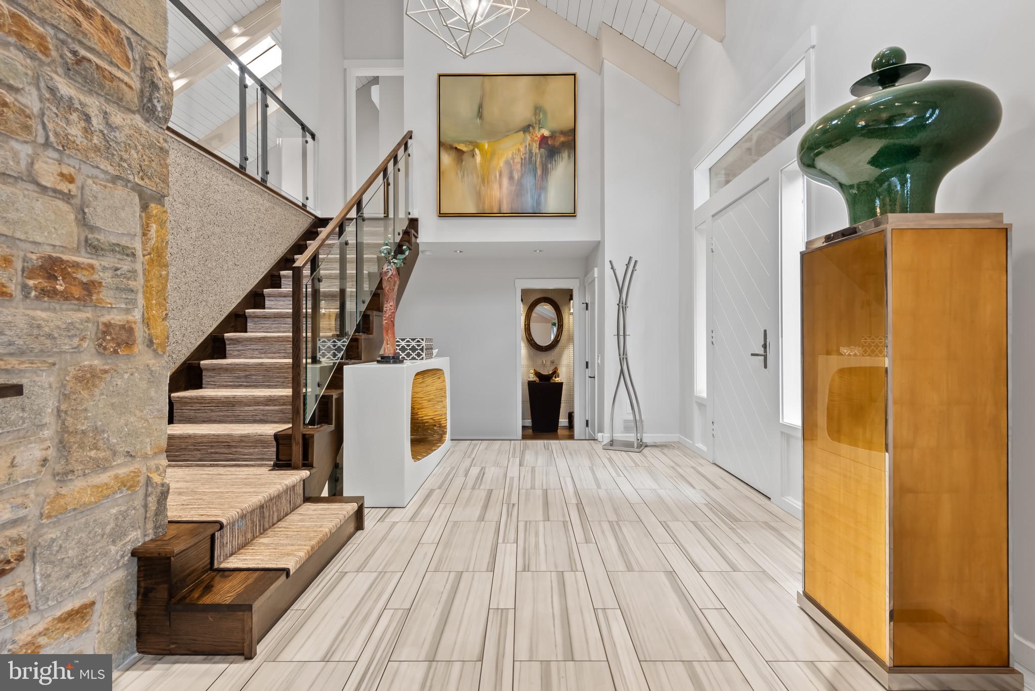 ROCKLAND - Residential