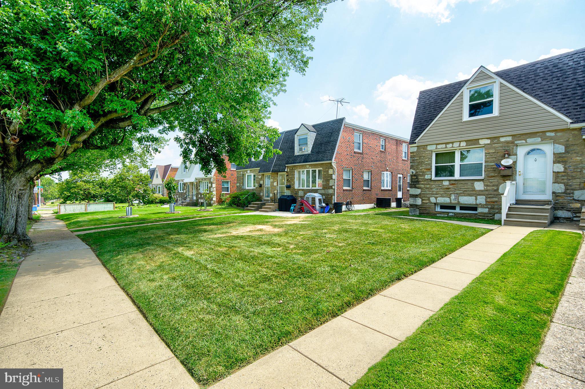 ACADEMY GARDENS - Residential