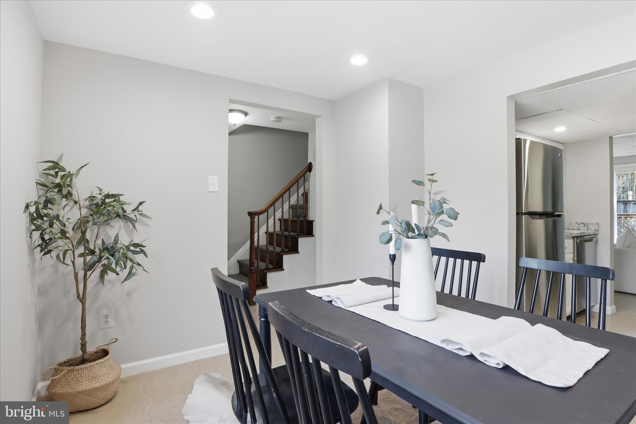 VILLAGE OF OWEN BROWN - Residential