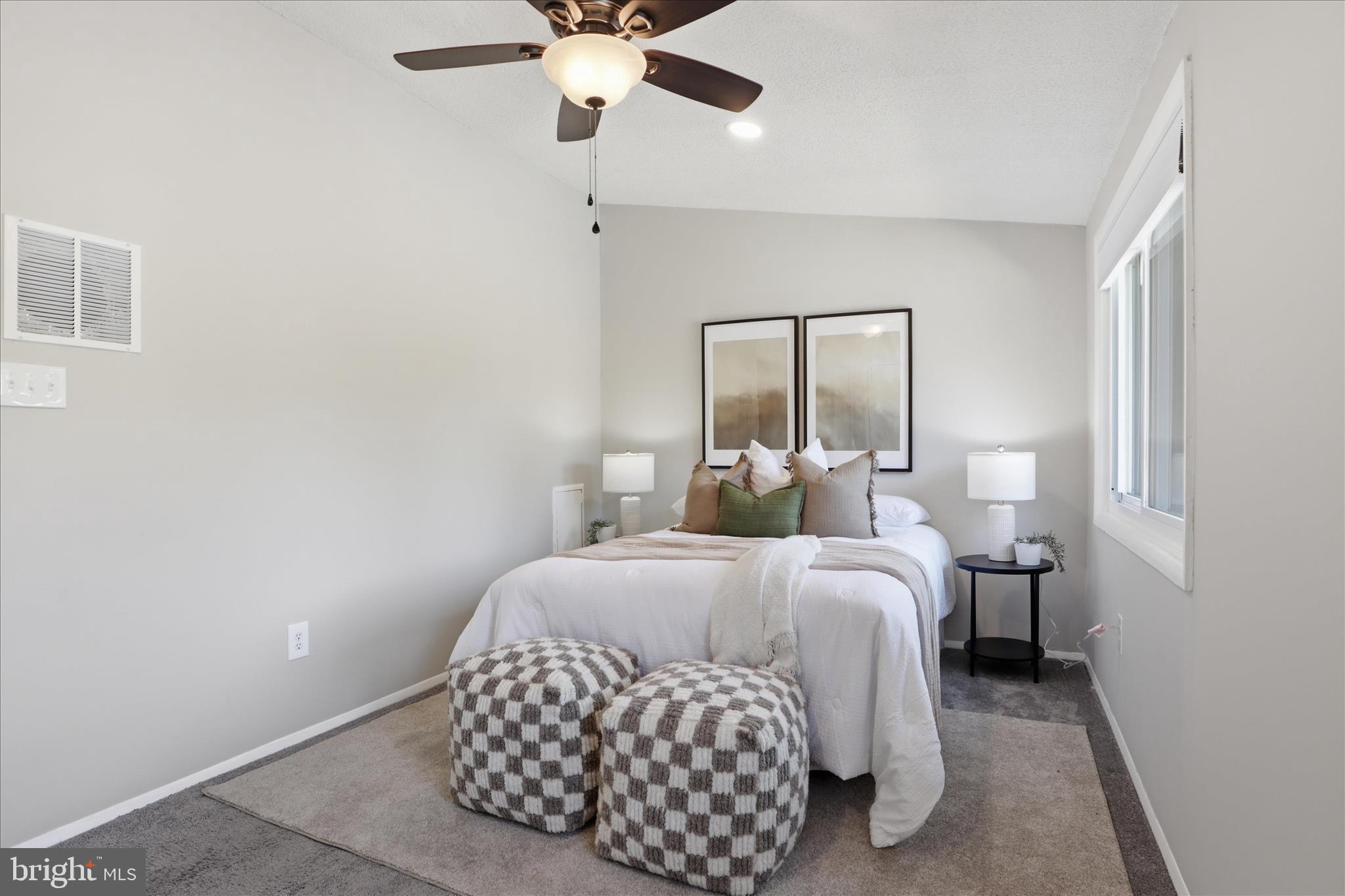 VILLAGE OF OWEN BROWN - Residential