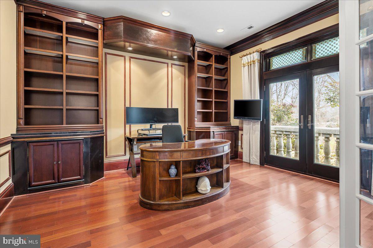 CLIFTON - Residential