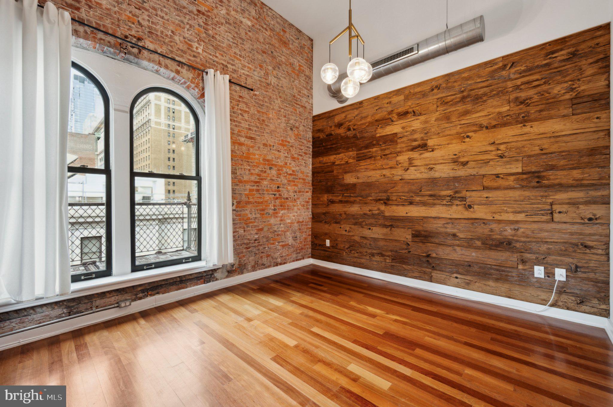 CENTER CITY - Residential