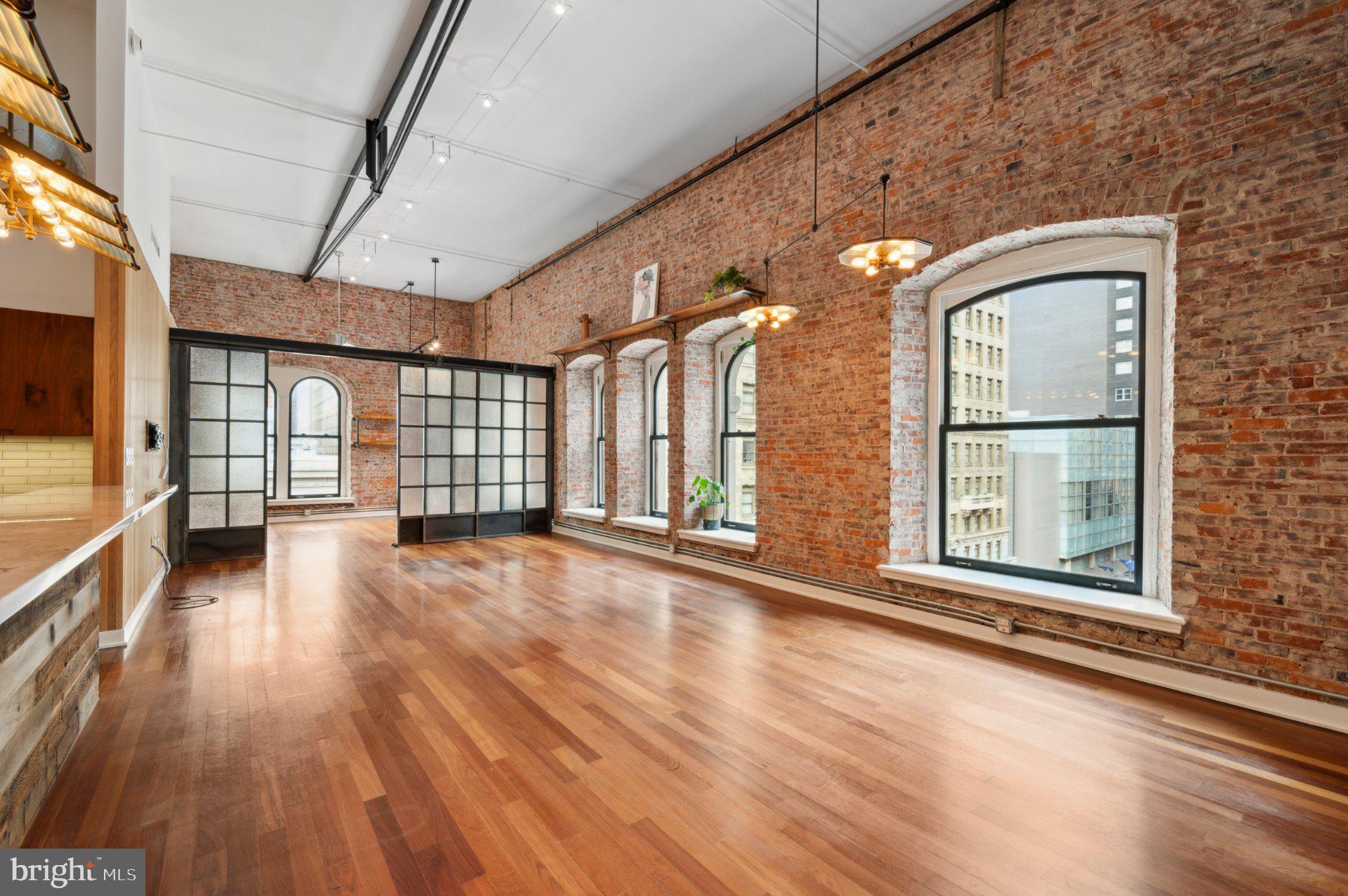 CENTER CITY - Residential